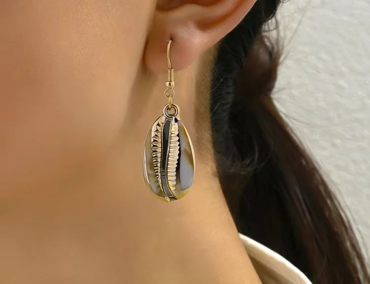 Gold Marble effect cowrie earrings 1.2 - Style Me African