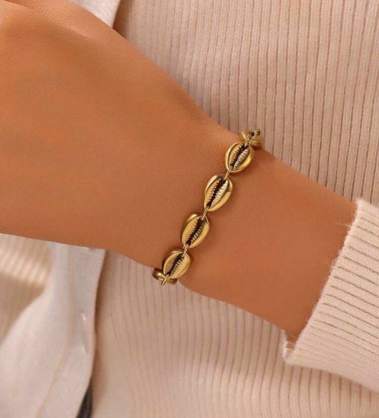 18k gold plated cowrie bracelet 1.4 - Style Me African