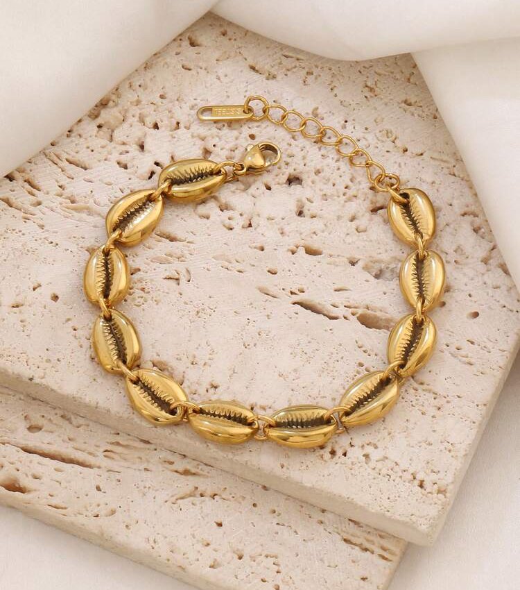 18k gold plated cowrie bracelet 1.2 - Style Me African