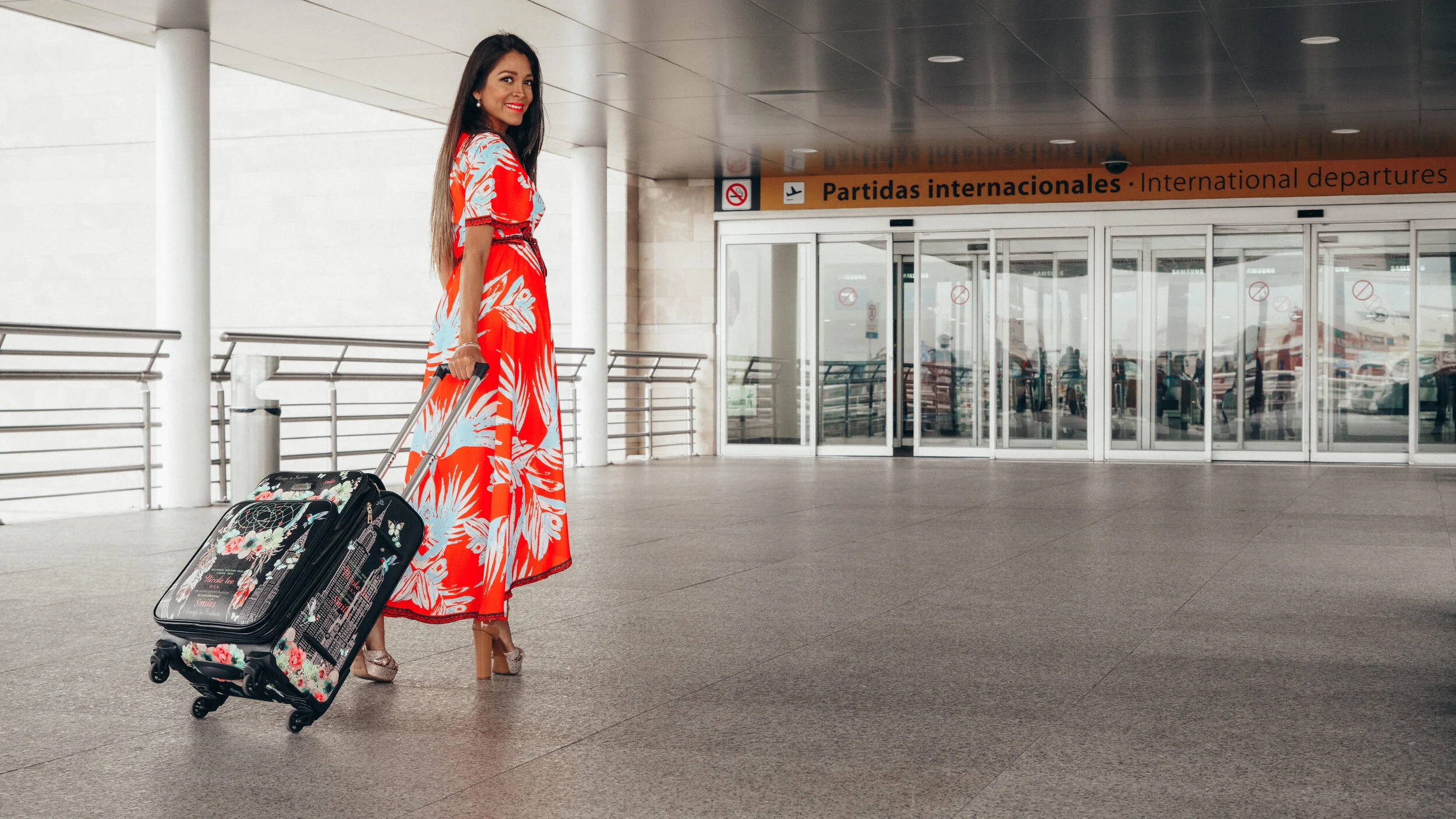 ALEXA ZAMBRANOV   @heymissblondie 
 -  Ecuador