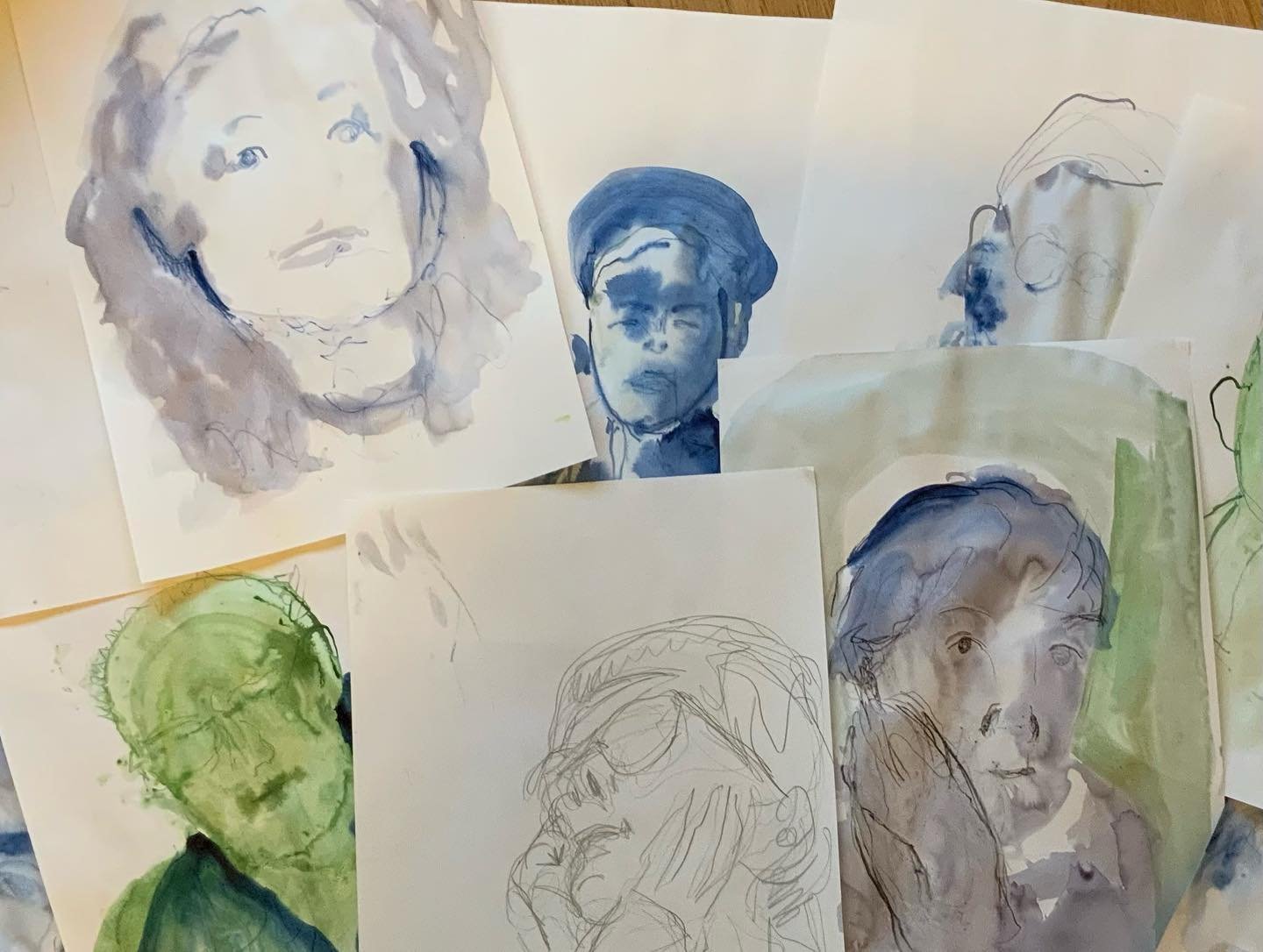 Another great drawing session Thankyou Chloe Briggs and all the amazing models #drawingisfree #drawingisfree_org @drawingisfree_org #bristolevening #processingfeelings #ink #contemporarydrawing #portraits