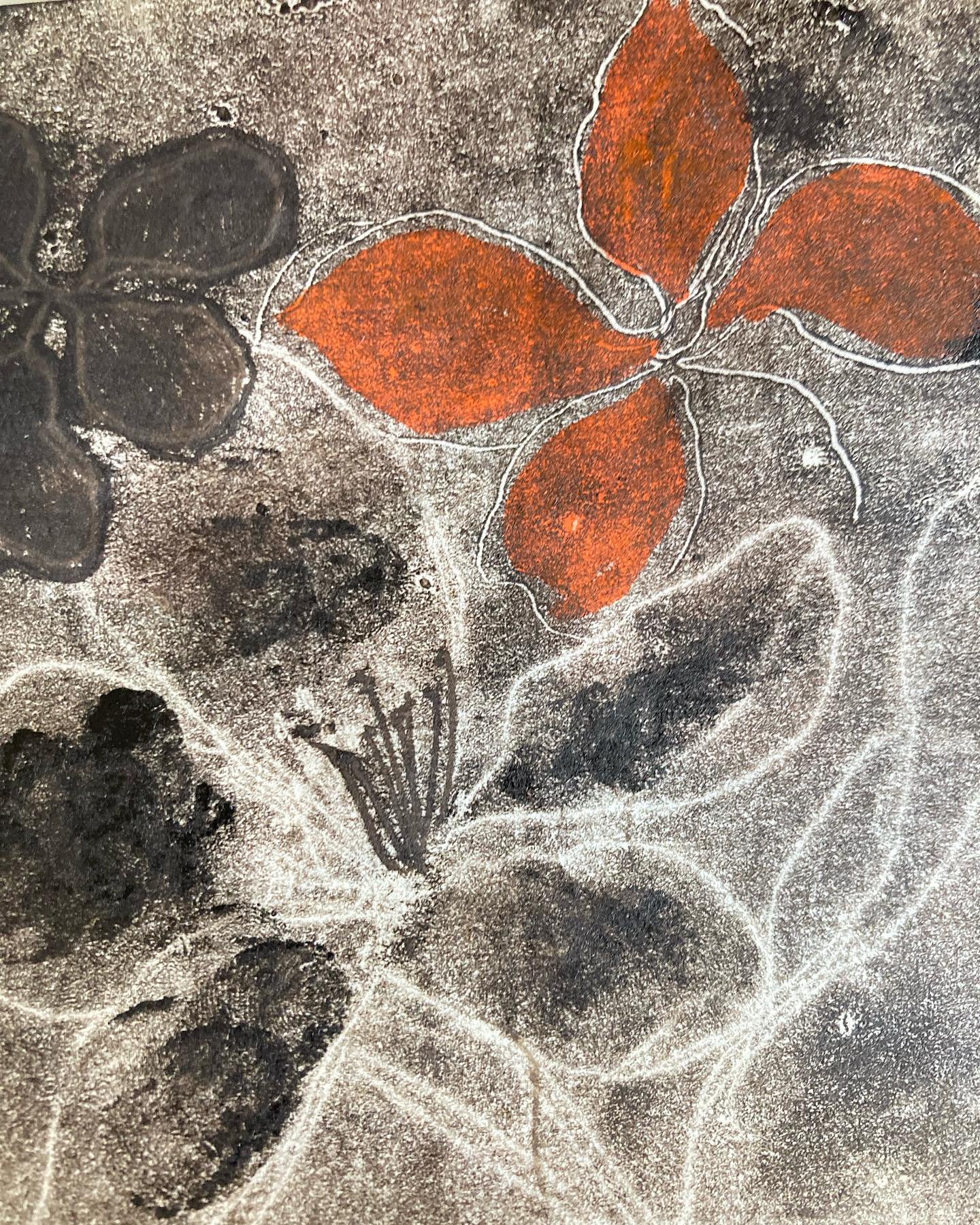 Please come to the craft and Flea market at #bristolfolkhouse TOMORROW, Sunday 11 to 4.
Im printing cards inspired by blossoms and nettles and nature! 

There&rsquo;s a lovely cafe too

I look forward to seeing you there if you fancy a visit