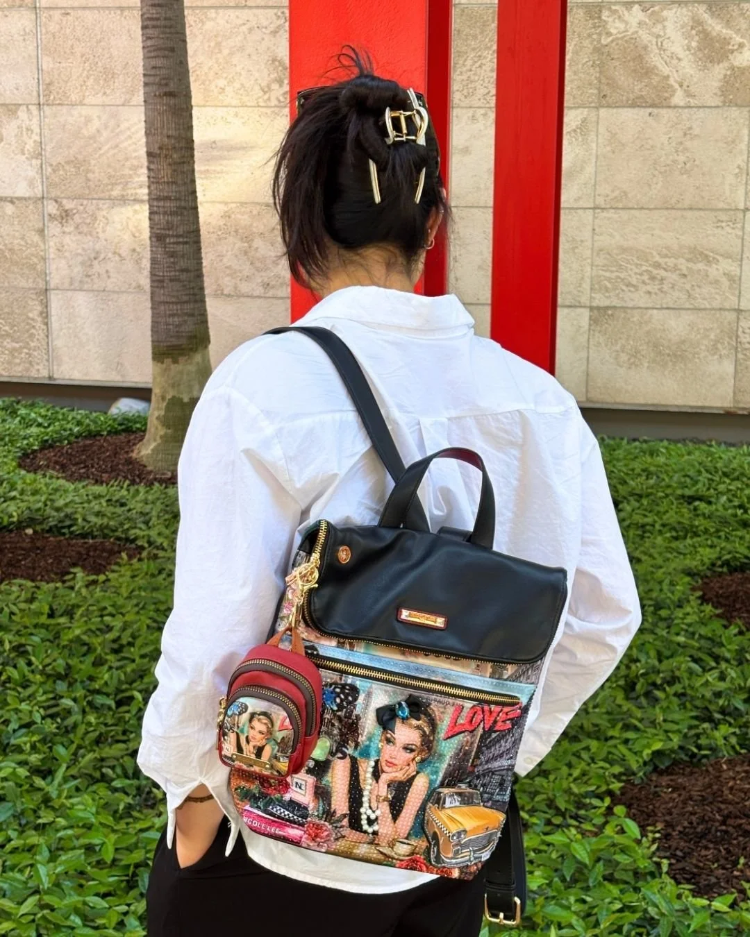 backpacks, but make it fashion ✨
meet the SABINA IMAGINES backpack&mdash;where practicality meets main character energy. effortlessly chic, endlessly stylish, and ready to turn every sidewalk into your runway 💫 

#nicoleleeusa #handbag #accessories 