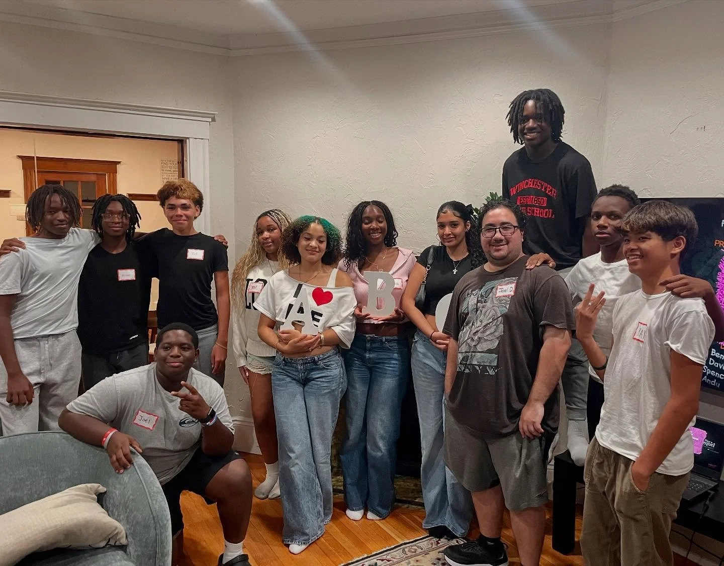 Thanks for hanging out on Saturday night, @wellesleyabetterchance! Playing games and eating pizza and sundaes was a blast! Let&rsquo;s do it again soon! 🍕🍨😁