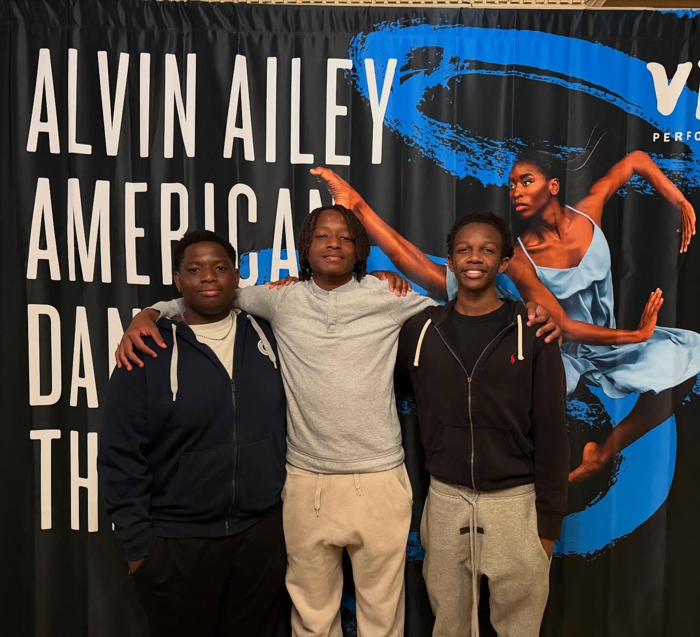 Alvin Ailey American Dance Theatre! Soulful, athletic, passionate, historic! Thank you to @chrischiavelli and Allison Kangas de Bellalta for taking the scholars and Allison for making it all possible. A memorable night.