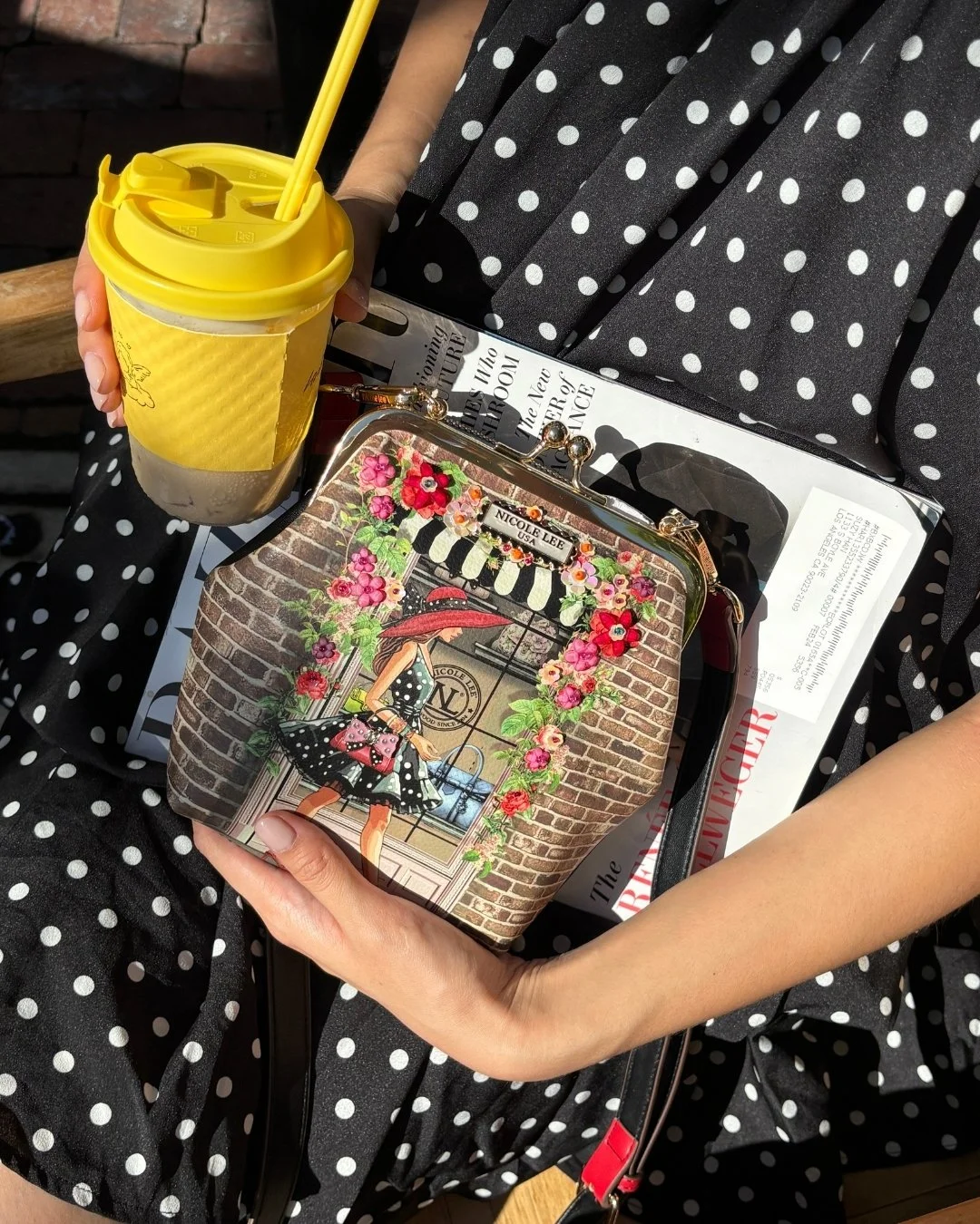 Capture a timeless sweet day with a vintage-inspired kiss lock 2 compartment crossbody featuring iconic artwork, elegant details and an adjustable strap for stylish everyday functionality.

Find all our vintage inspired pieces in link in bio.

#nicol