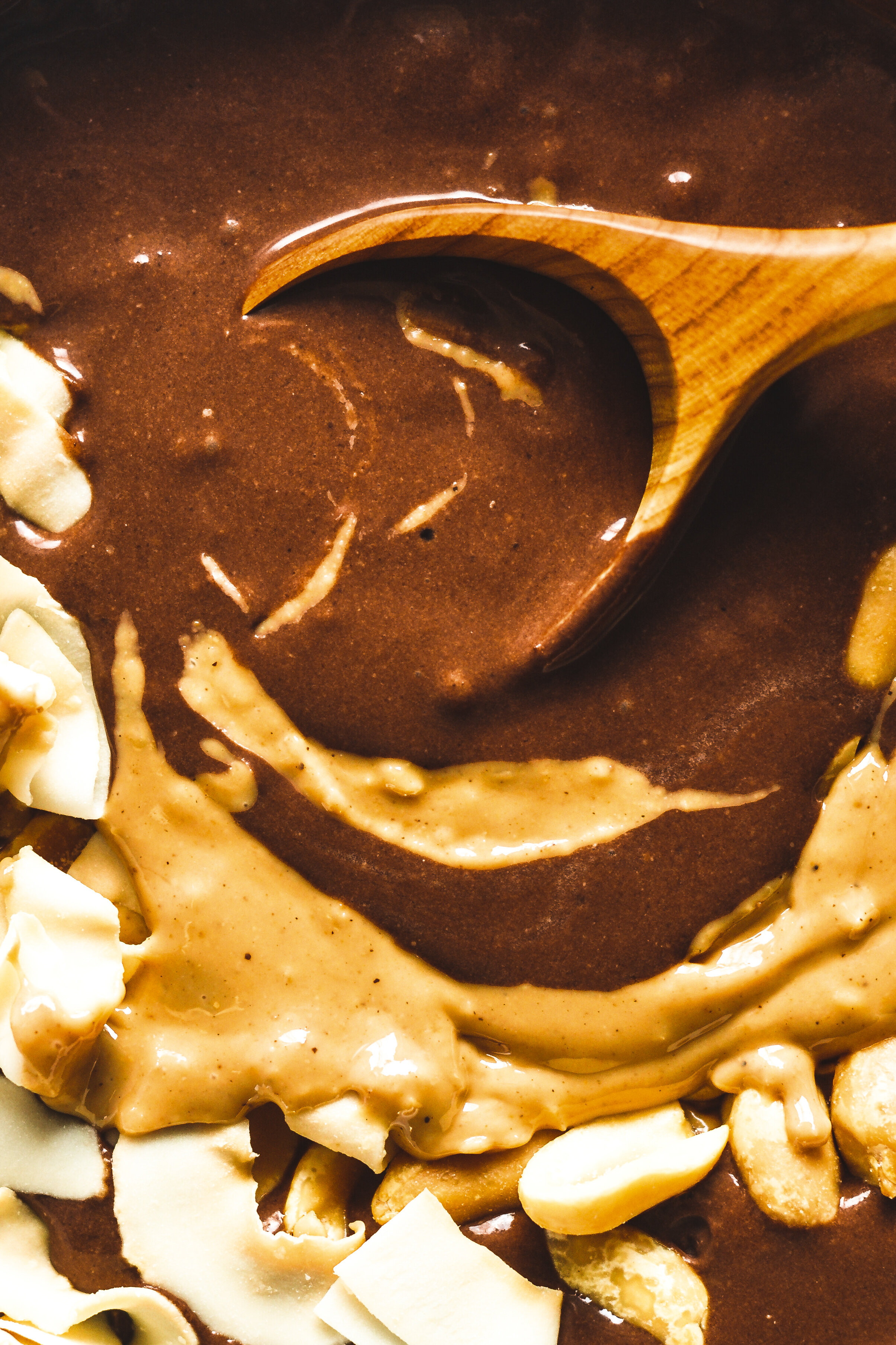 Smoothie de brownie au caramel et chocolat à la banane et au beurre d' arachides