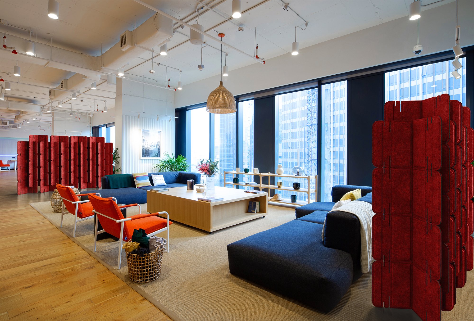 mio-culture-nomad-system-felt-dividers-red-breakout-space.jpg