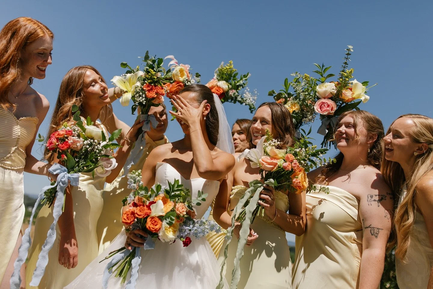 a moment for the ladiesss 🌸💕💫🌼✨
#weddingphotographer #seattlewedding #tacomaphotographer #pnw