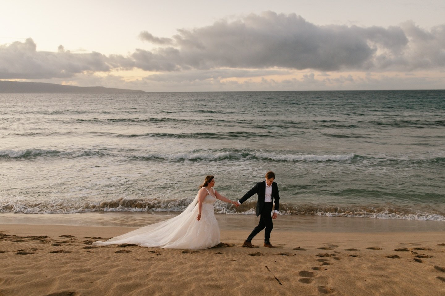 Magical day in Hawaii with Jacqueline &amp; Joel 🌺🌊🌴 #pnwphotographer #mauiwedding #weddingphotography