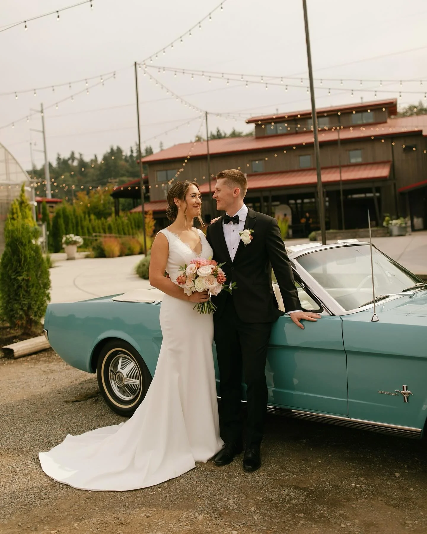 A love letter to @farm12puyallup can&rsquo;t wait to be back this year (and every year after that, please?)

Such a fantastic venue with amazing staff, delicious catering, top notch facilities and it&rsquo;s so easy to get around for your guests. Lov