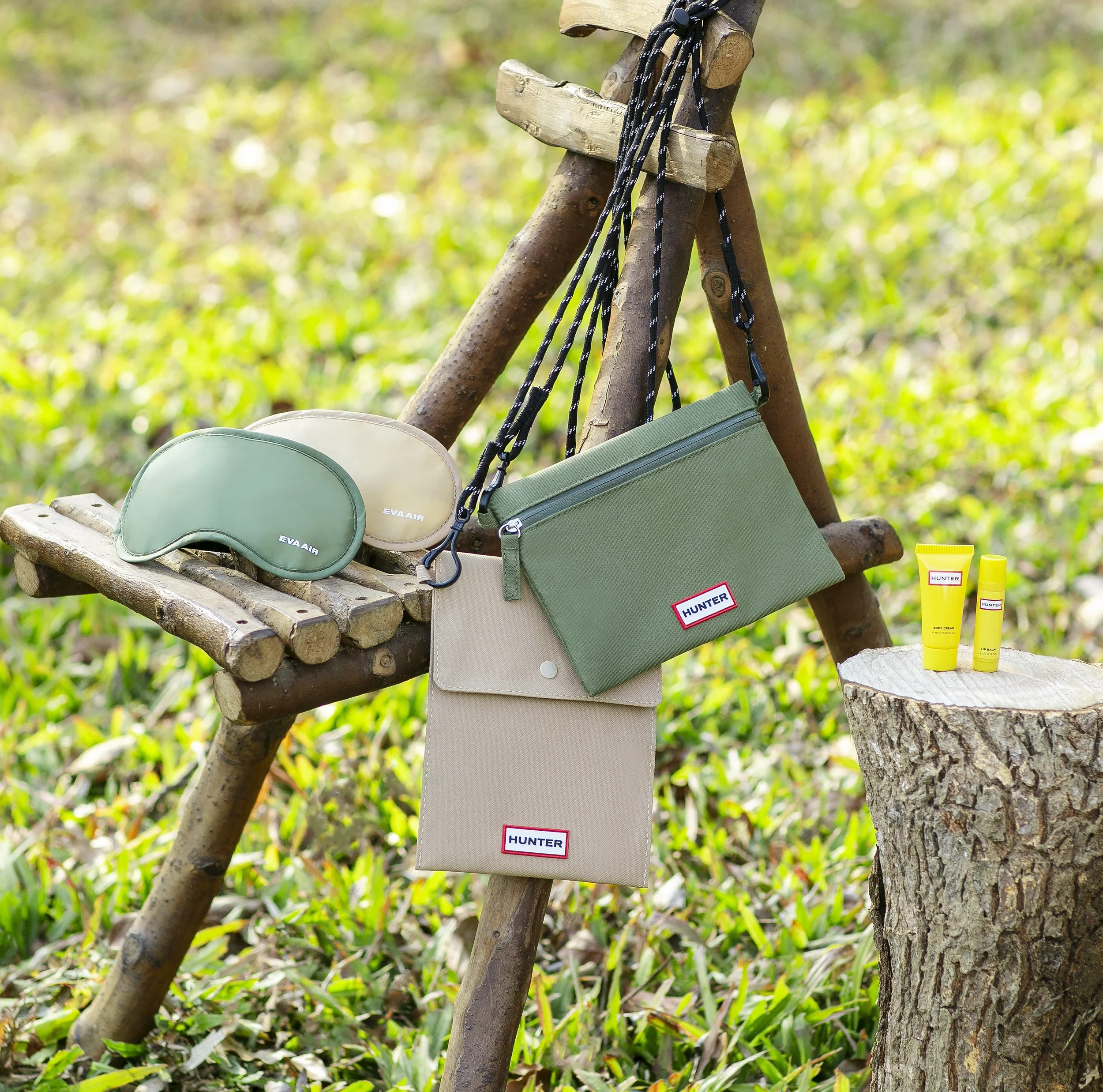  EVA Air Collaborates With Iconic British Outdoor Brand Hunter for Premium Economy Amenity Kits