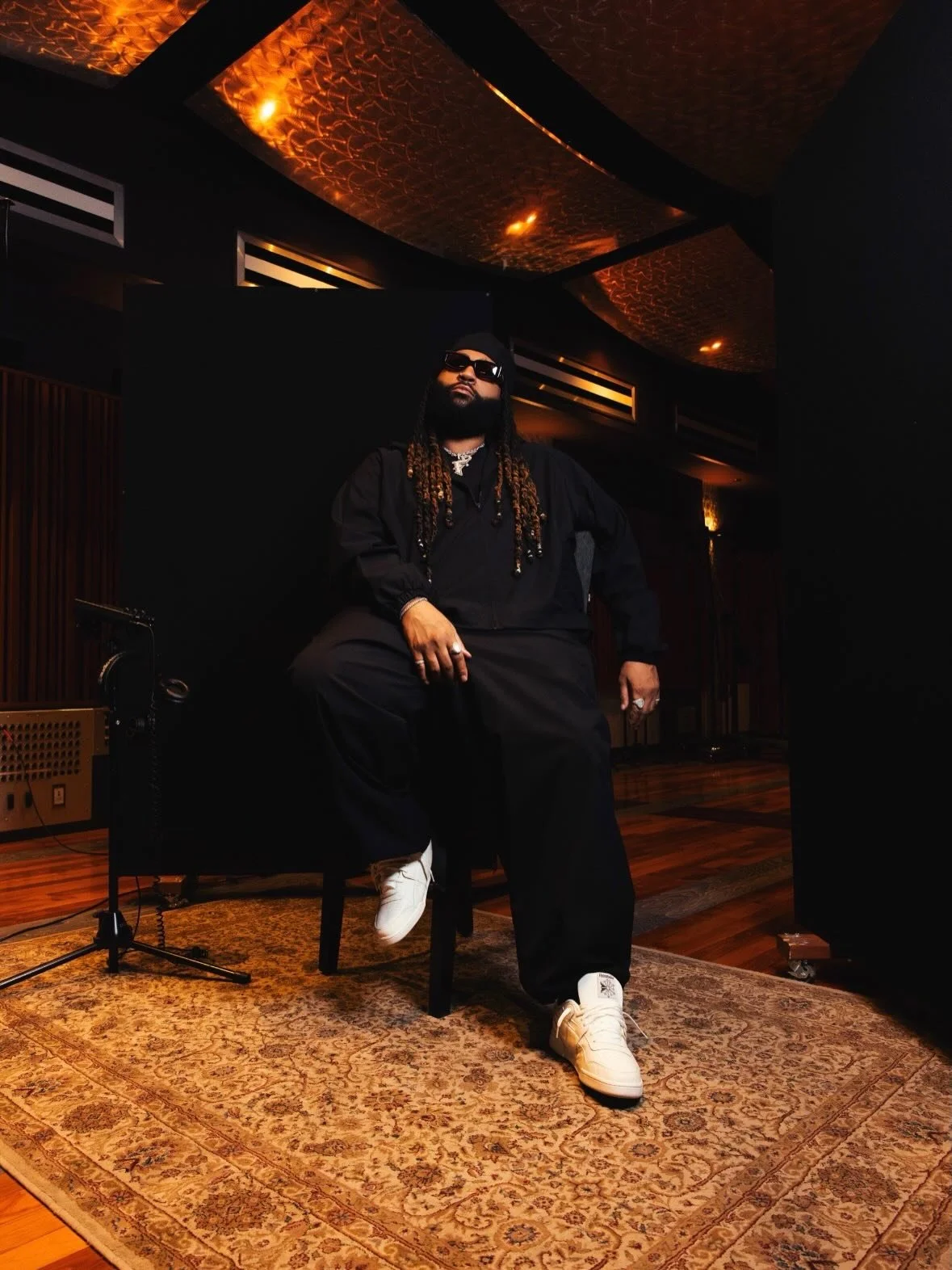 Reebok has partnered with Canadian singer, songwriter and record producer @partynextdoor for the &ldquo;Born Classic. Worn for Life.&rdquo; campaign 🔥

PARTYNEXTDOOR fuses the moody undertones of his contemporary R&amp;B and hip-hop with Reebok&rsqu