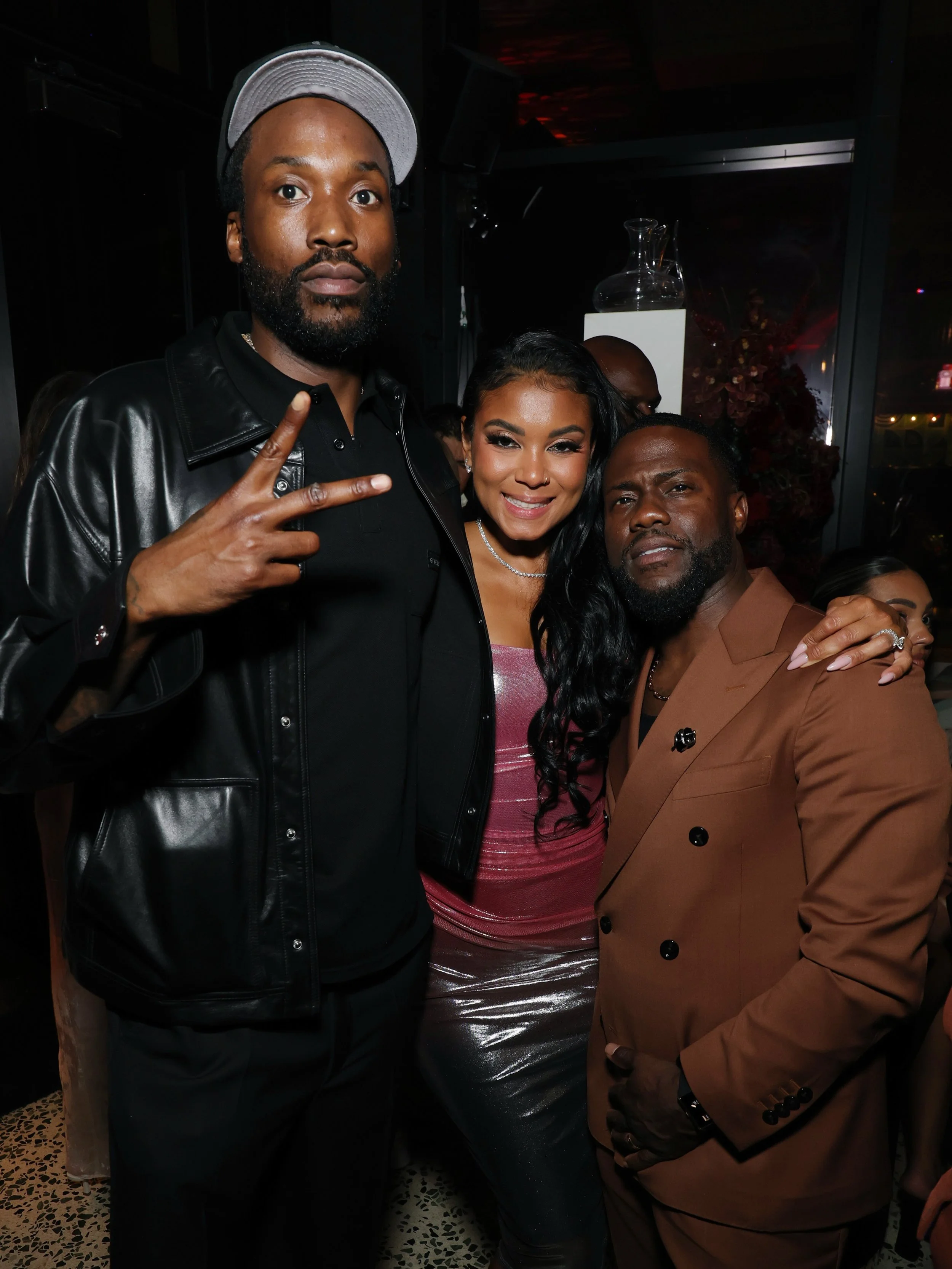 The stars showed up for an afterparty honoring Kevin Hart following Netflix&rsquo;s live taping of &ldquo;The Roast of Kevin Hart.&rdquo; 🌟
 Congratulations to Kevin on the roast.

The special is now streaming on Netflix.

📸 Kevin Mazur/Getty Image