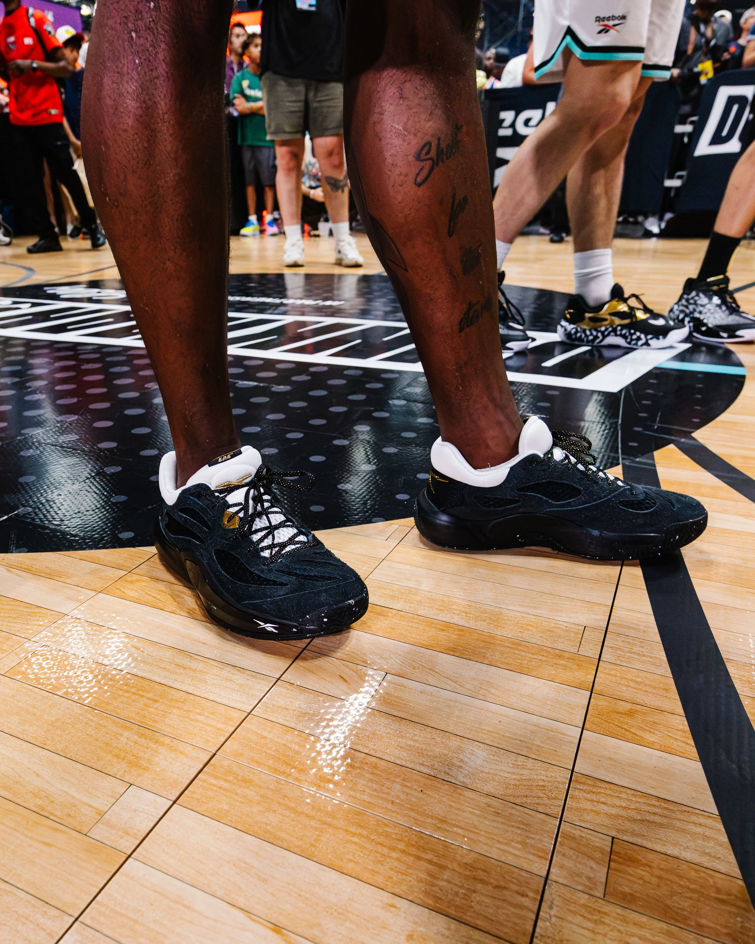 Shaquille O'Neal DUNKMAN Fanatics Fest Dunk Exhibition