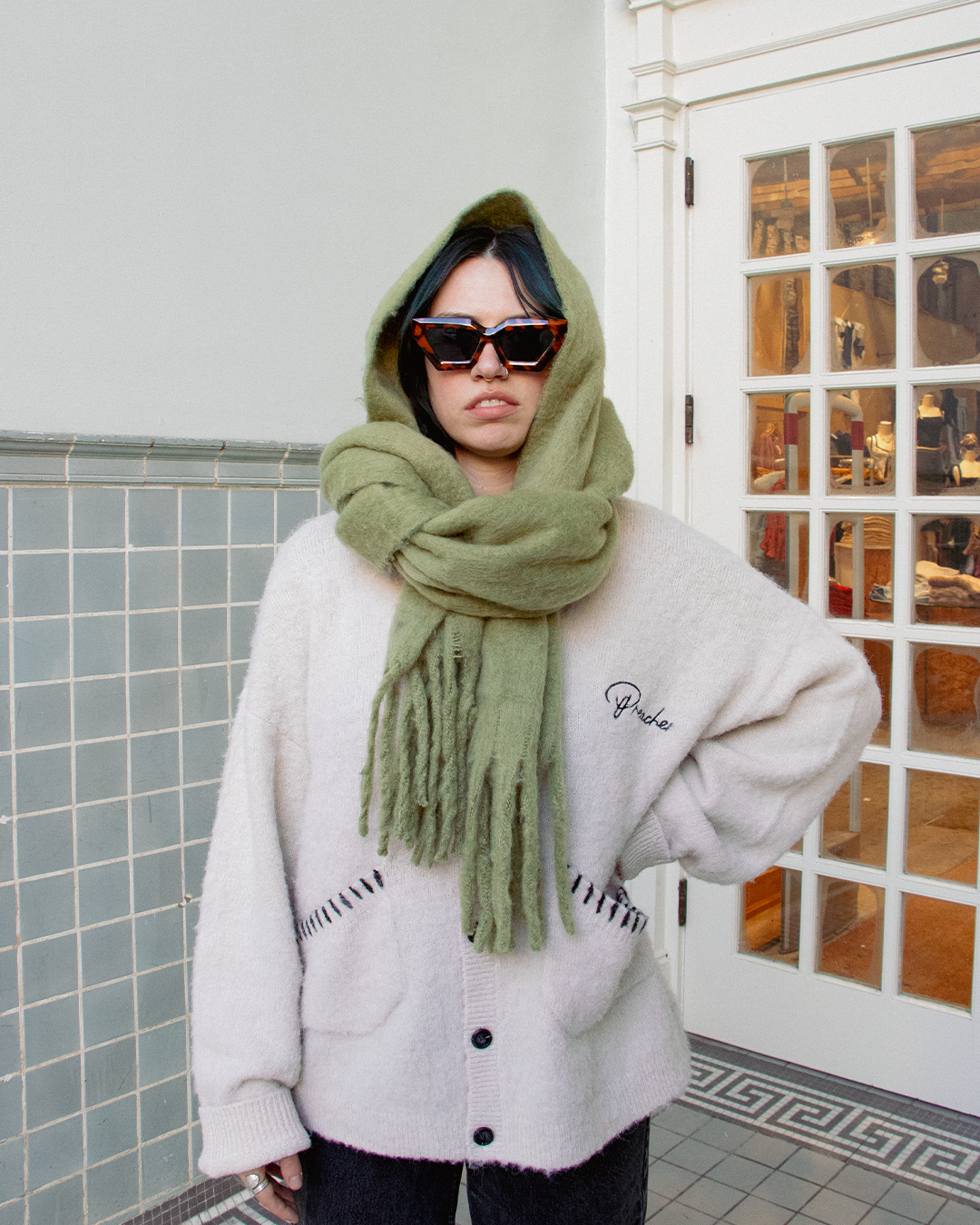CARDIGAN_0001_1D9A6463.png