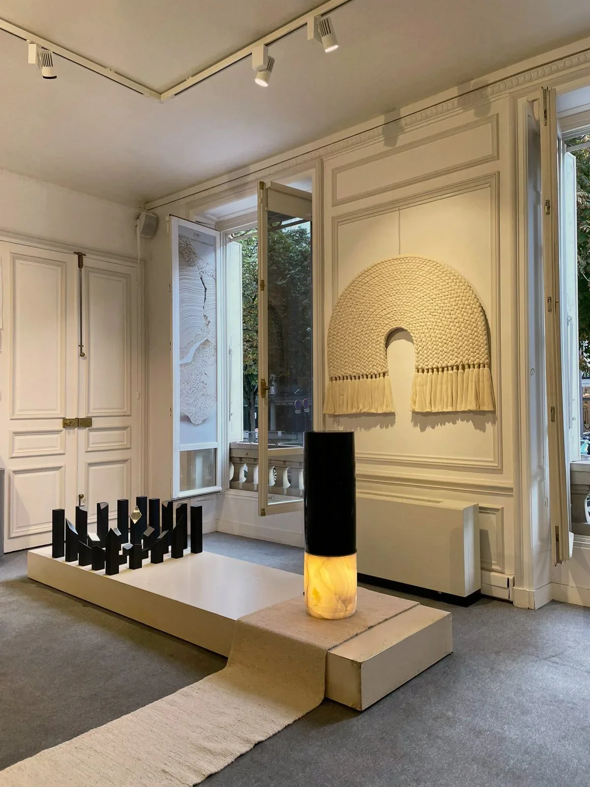 TEZCA FLOOR LIGHT | GURU 2021