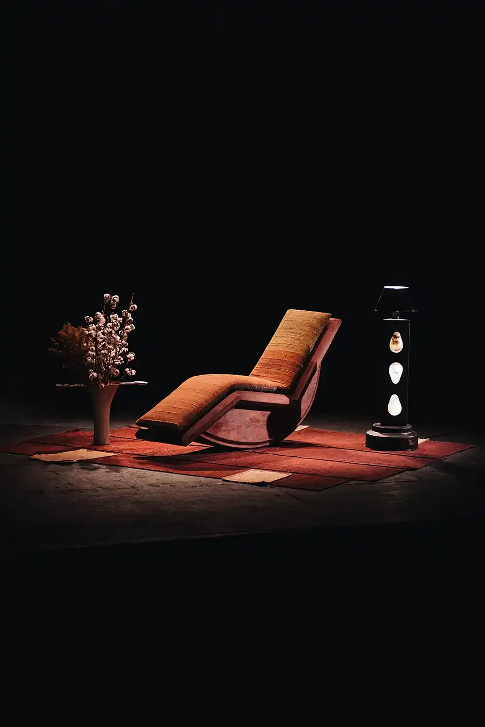 Andrea Vargas Dieppa Rubedo Rocking Chair