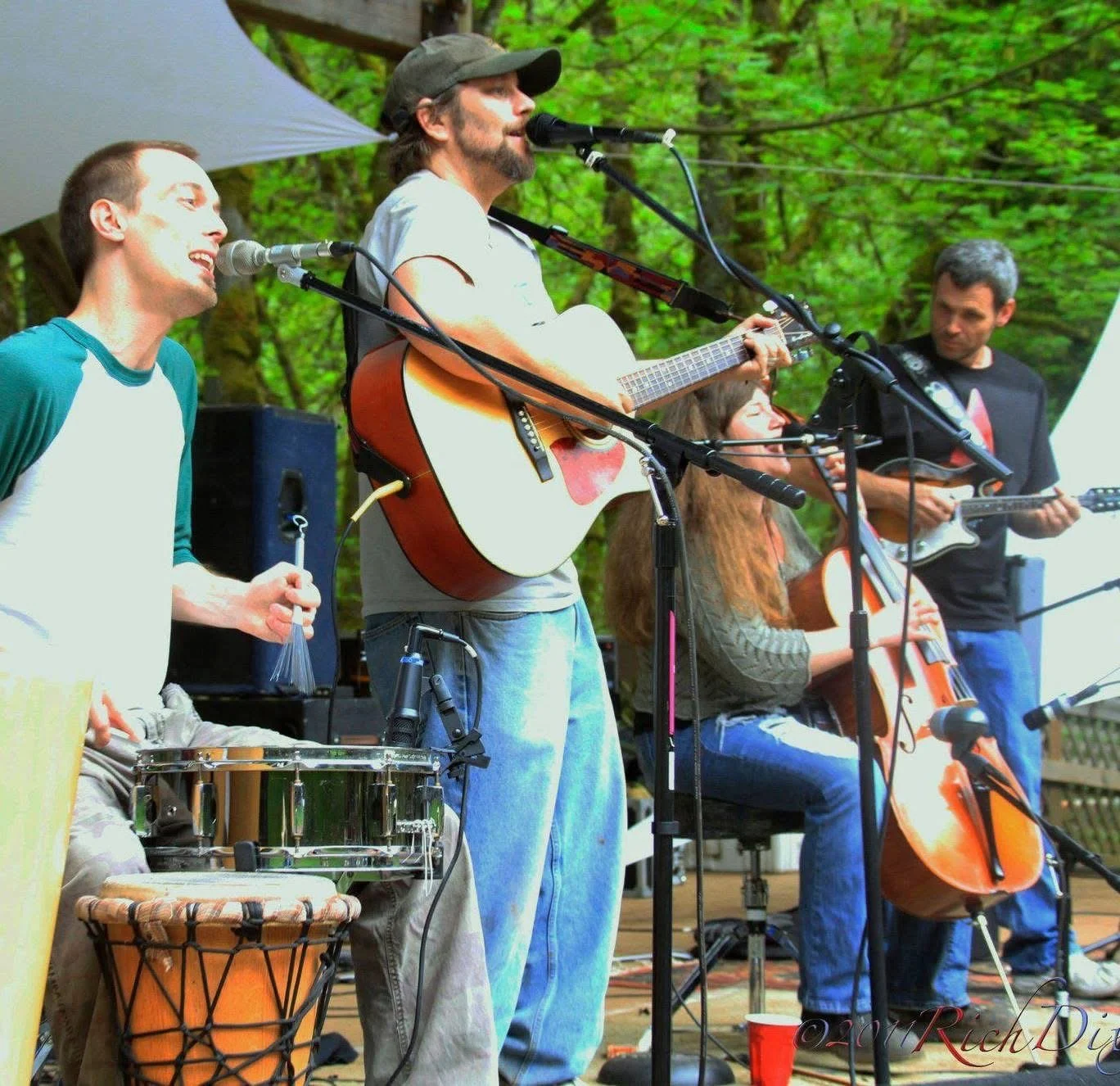 Make Waves presents Twisted Whistle: Bring it on Home A Reunion, a Concert