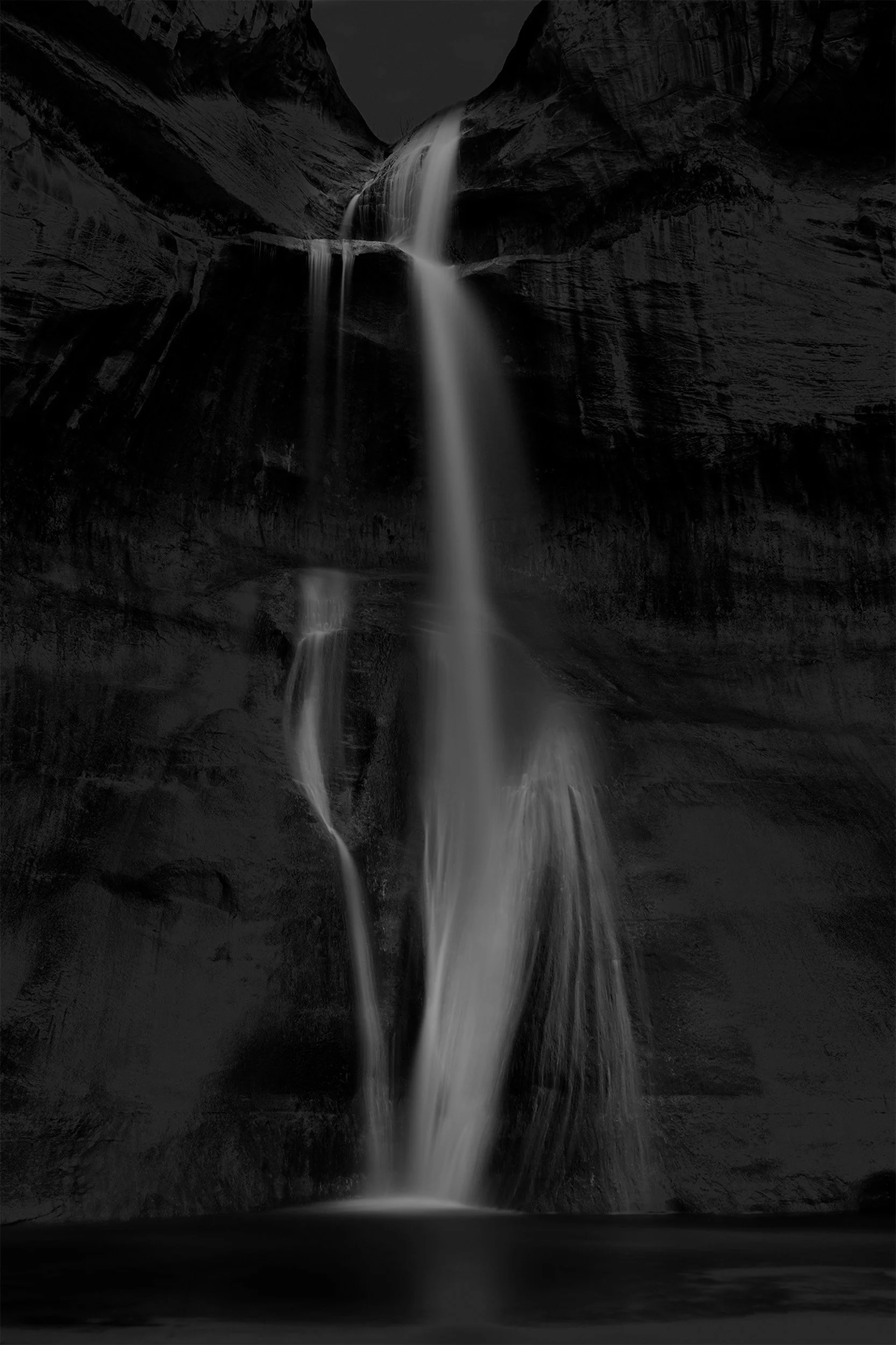 Minimalist black and white landscape photograph creating a calm, meditative interior space.