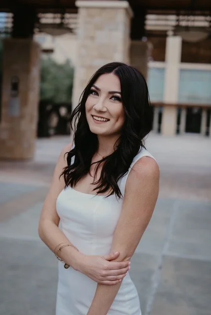 Katelyn Banuelos, Associate Brand Manager, Etude Wines