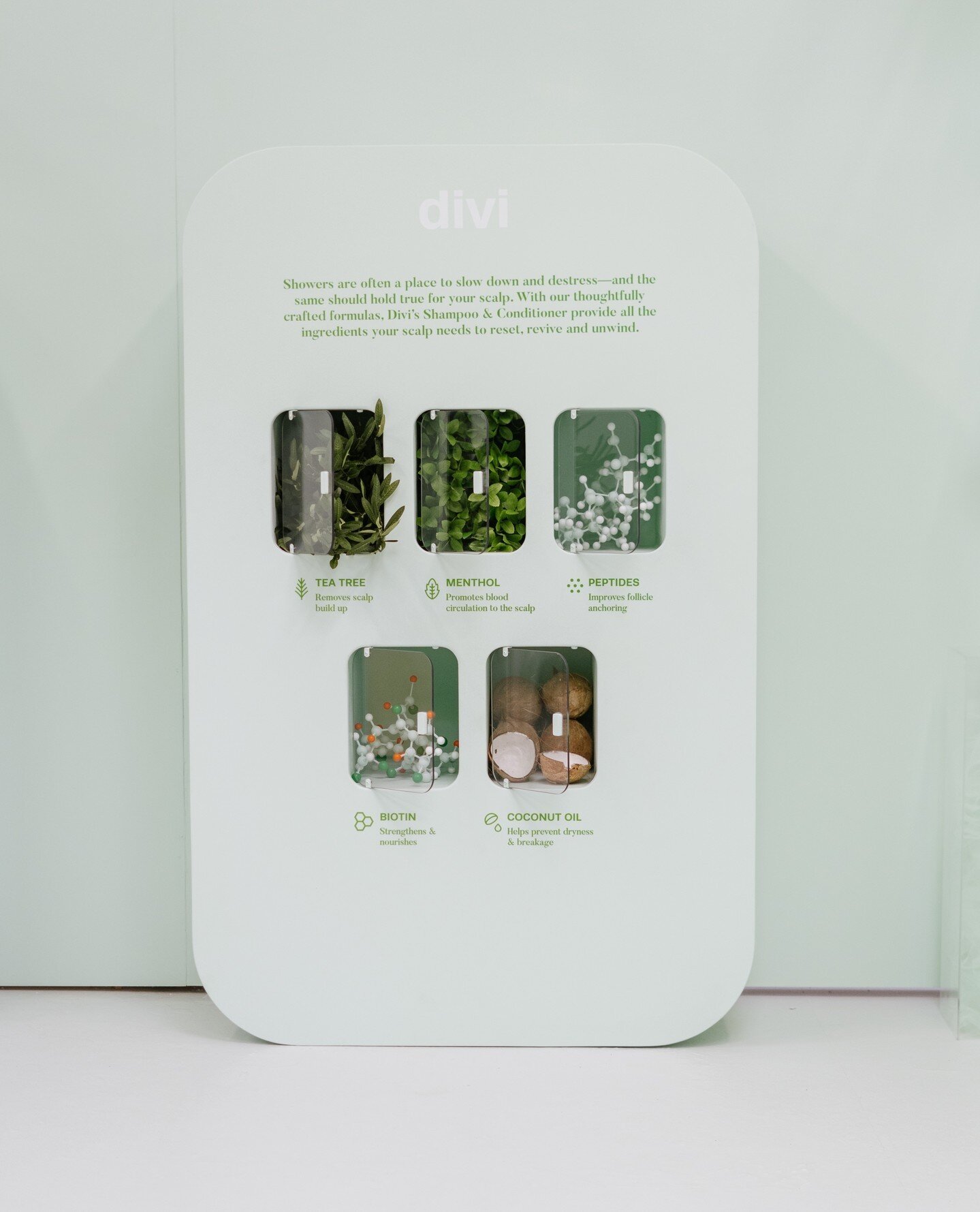 Giving party-goers a hands-on experience of the ingredients used in these products was an essential part of the Divi Drop Shop experience and @wvvystudio not only pulled it off but they killed it!⁠
⁠
⁠
Host: @diviofficial⁠
Planning: @thecollectivecre
