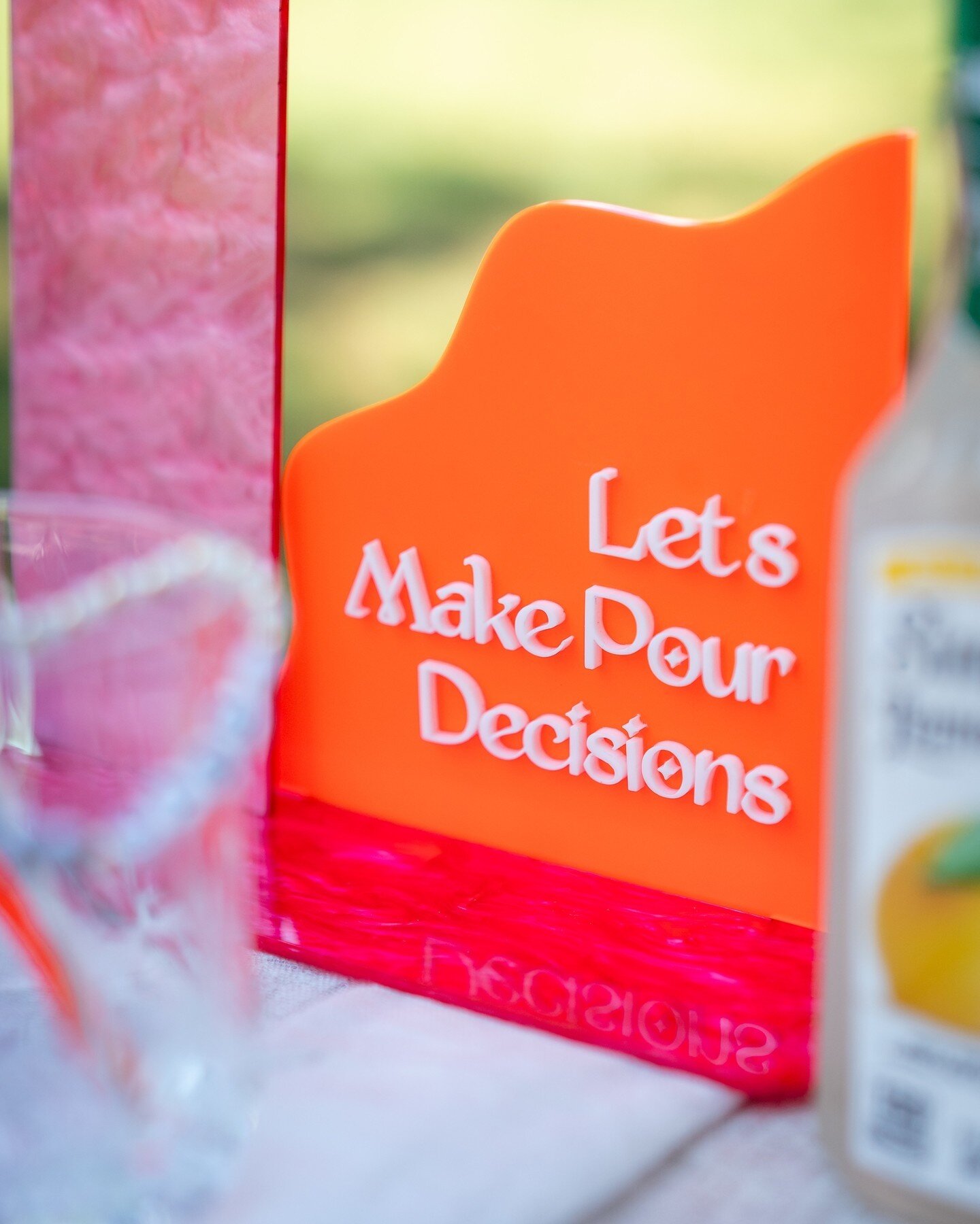 Sip sip hooray! Loved the vibrant details and creativity put into this sweet celebration. ⁠
⁠
Bride: @callienealll⁠
Planning:@thecollectivecreativeco⁠
Photography: @properpix⁠
Picnic: @picnicandpeonies Acrylics: @kulgra⁠
Shirts: @sprinkledbypinkshop⁠