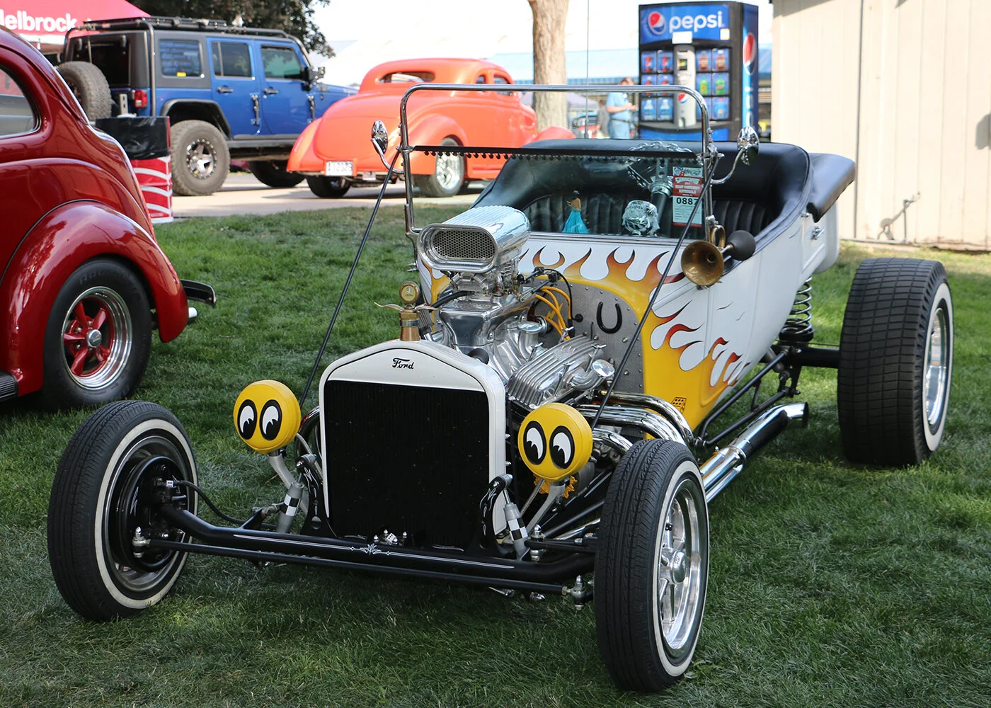 Hotrod Heaven — The Dukes Auto Club