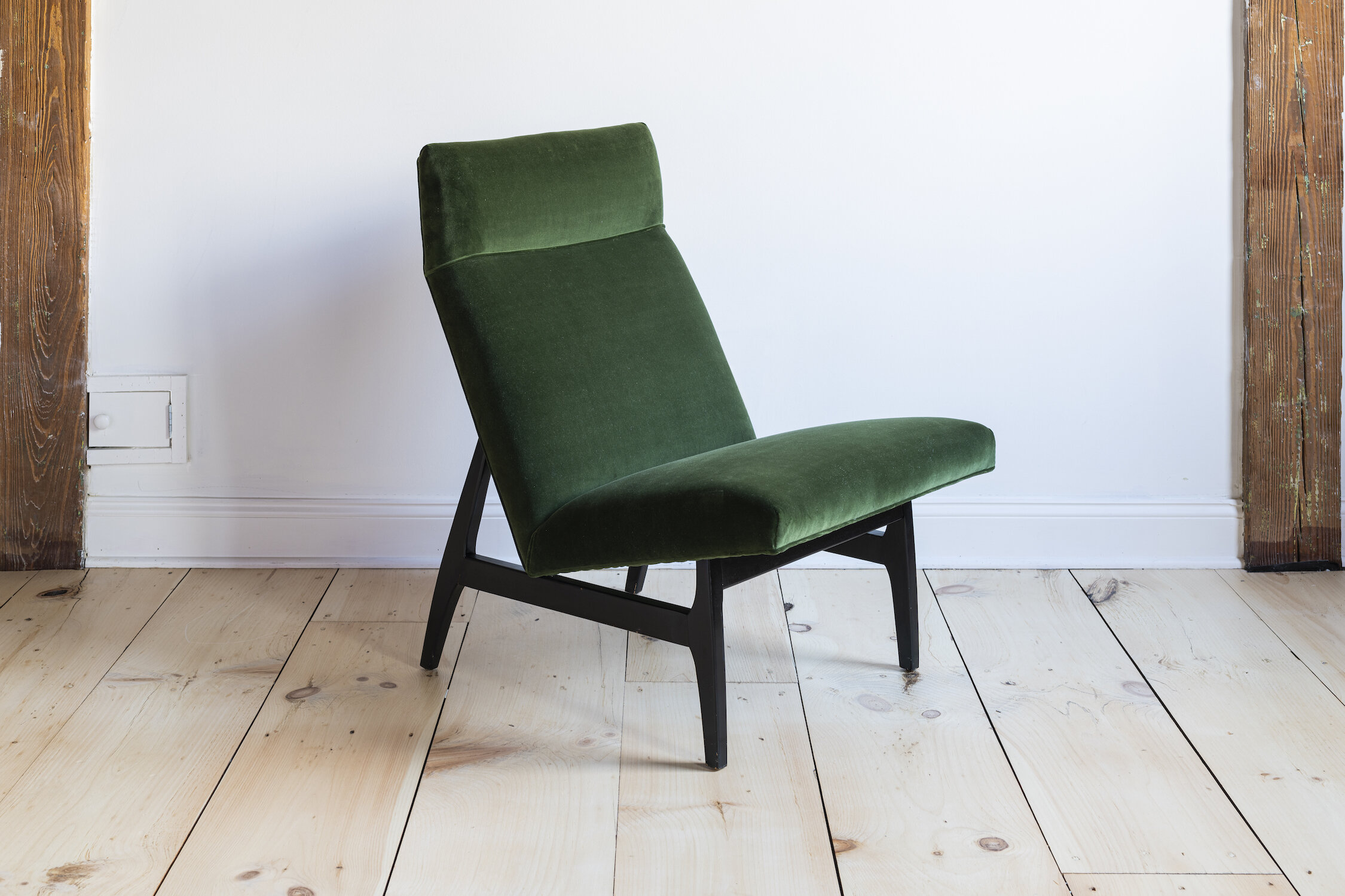 Jens Risom Slipper Chair