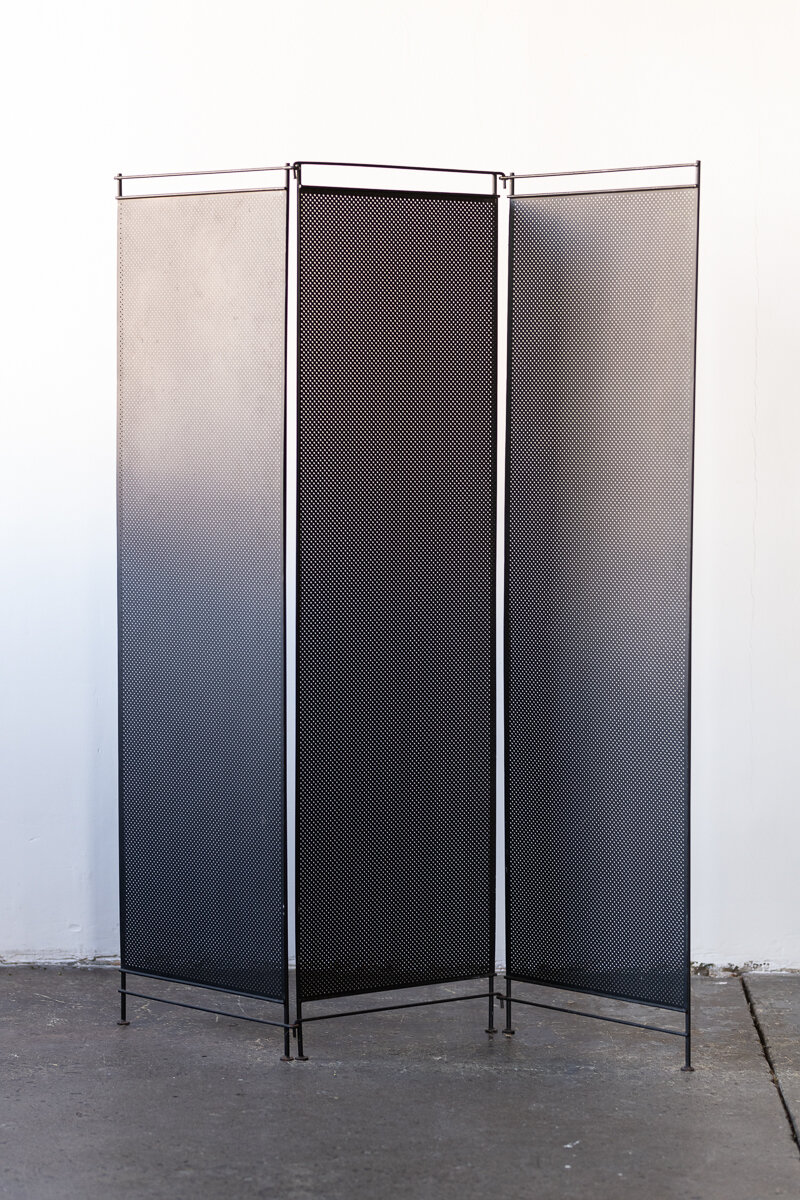 Black Metal Screen