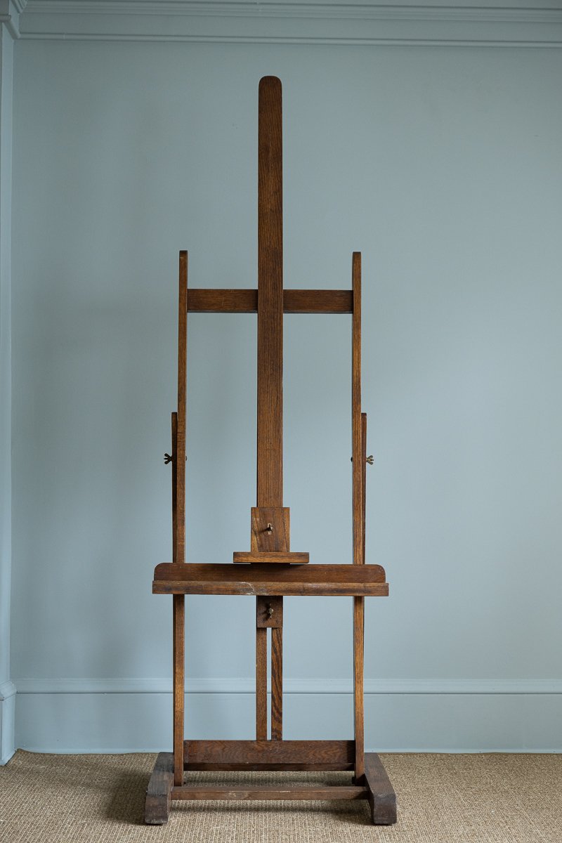 Easel