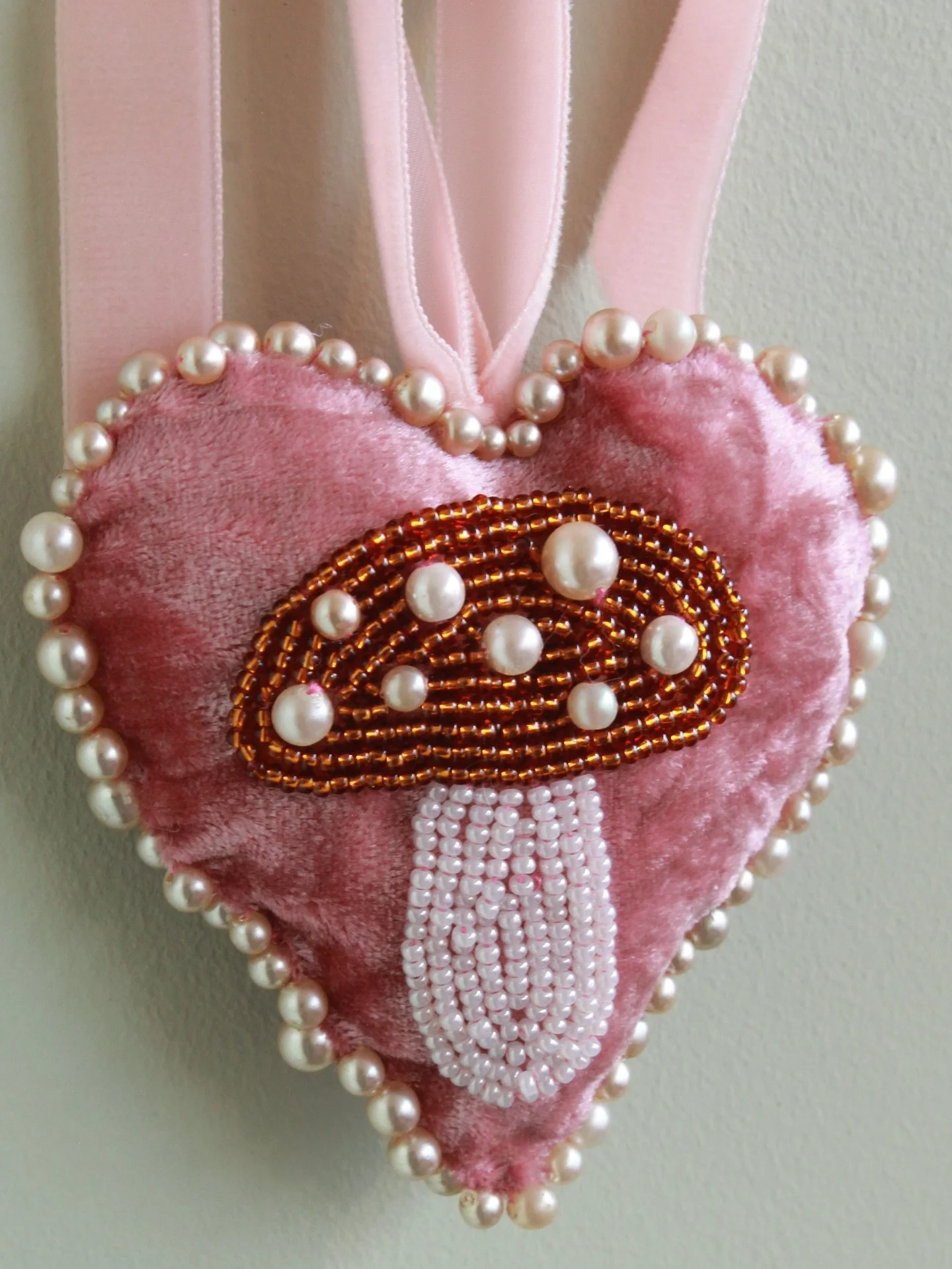 Discover 2 amazing brands trading at our Christmas Market this Sunday 16th November inside Battersea Power Station!

✨ @sarabrowndesign ✨ A master with colour and pattern, style icon Sara cleverly translates her iconic and recognisable personal style