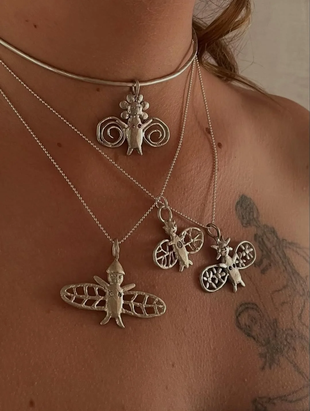 Who&rsquo;s coming to our Christmas market this weekend! 🎄 You&rsquo;ll be able to shop these beautiful small brands on Sunday 16th November.

NEW! ✨ @happybellyman ✨  Silver and bronze jewellery, talismans, made on the river Lea. Inspired by the ea