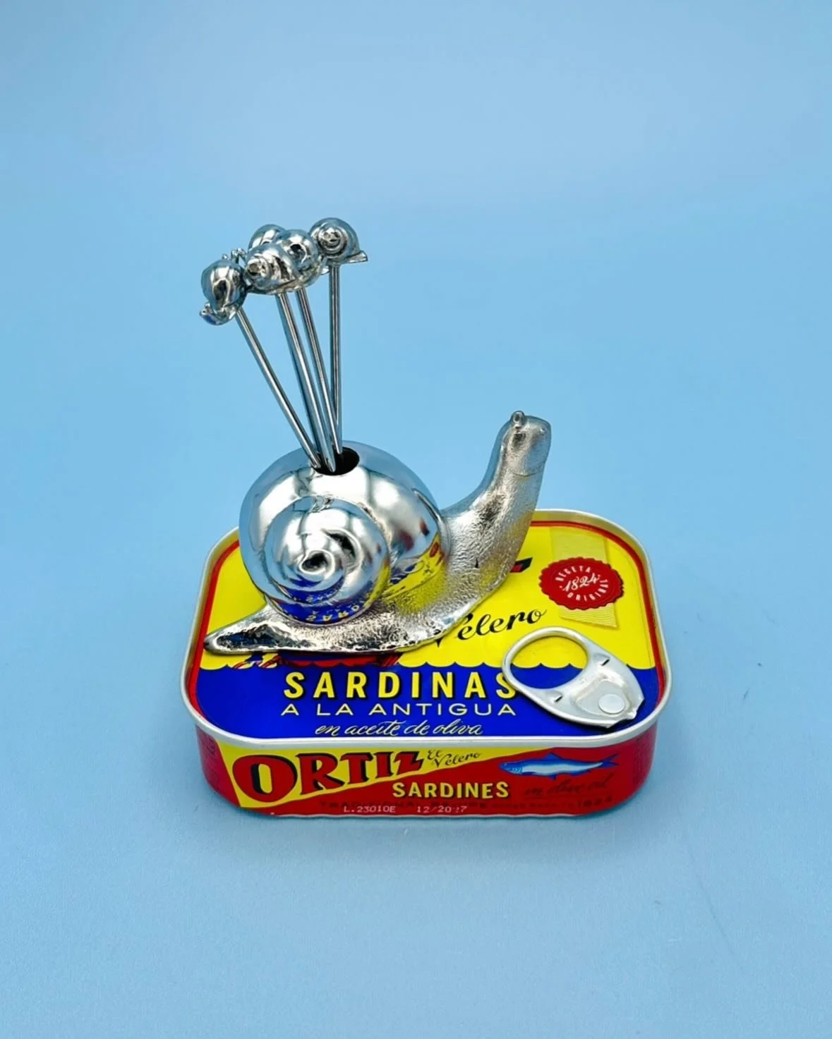 Here&rsquo;s 10 of the amazing small businesses and makers you can shop with at our Christmas Market this Saturday 6th December! Find them inside Battersea Power Station from 11-8pm. Swipe ➡️ to see them all!

✨ @tabulavintage 
✨ @alexandrafinchjewel