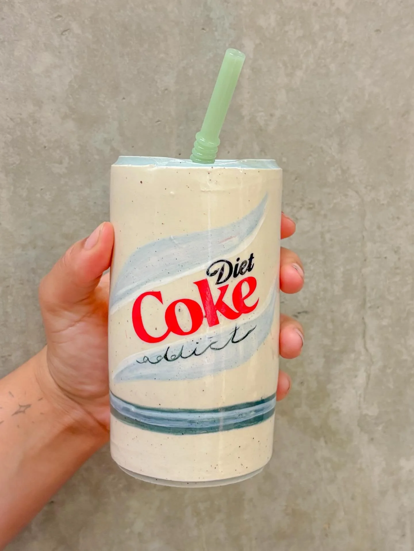 For those who missed out last time, I&rsquo;m absolutely thrilled to let you know the viral Diet Coke ceramic from @toastsstudios will be available to buy at our Christmas Market inside Battersea Power Station this Saturday!

These sold out in less t