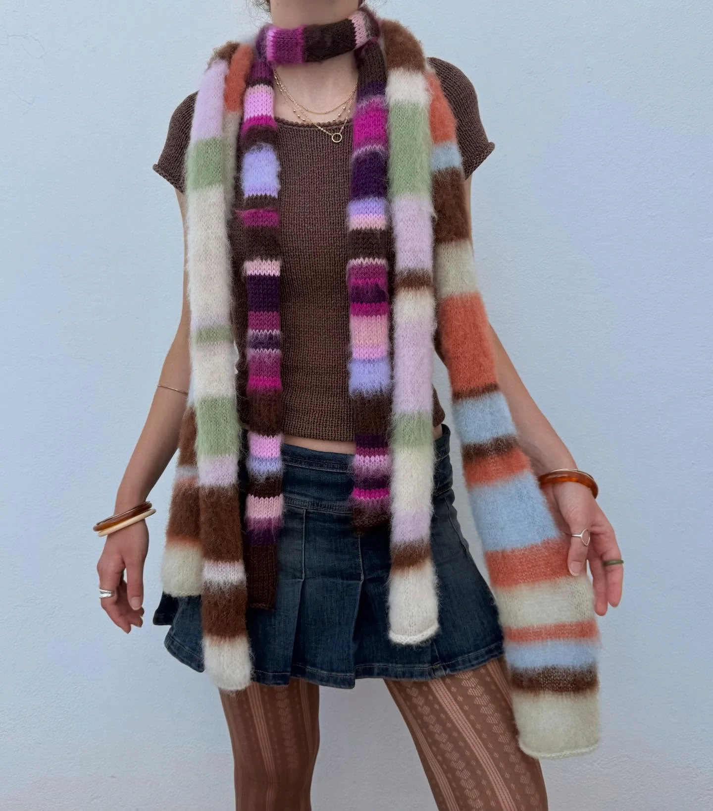 This weekend is our final market of 2025! Here are just some of the amazing makers you can shop with this Sunday 14th December! Find them inside Battersea Power Station from 11-6pm. Swipe to see them all!

✨ @by.lualia 
✨ @roslyn._studio 
✨ @route__u