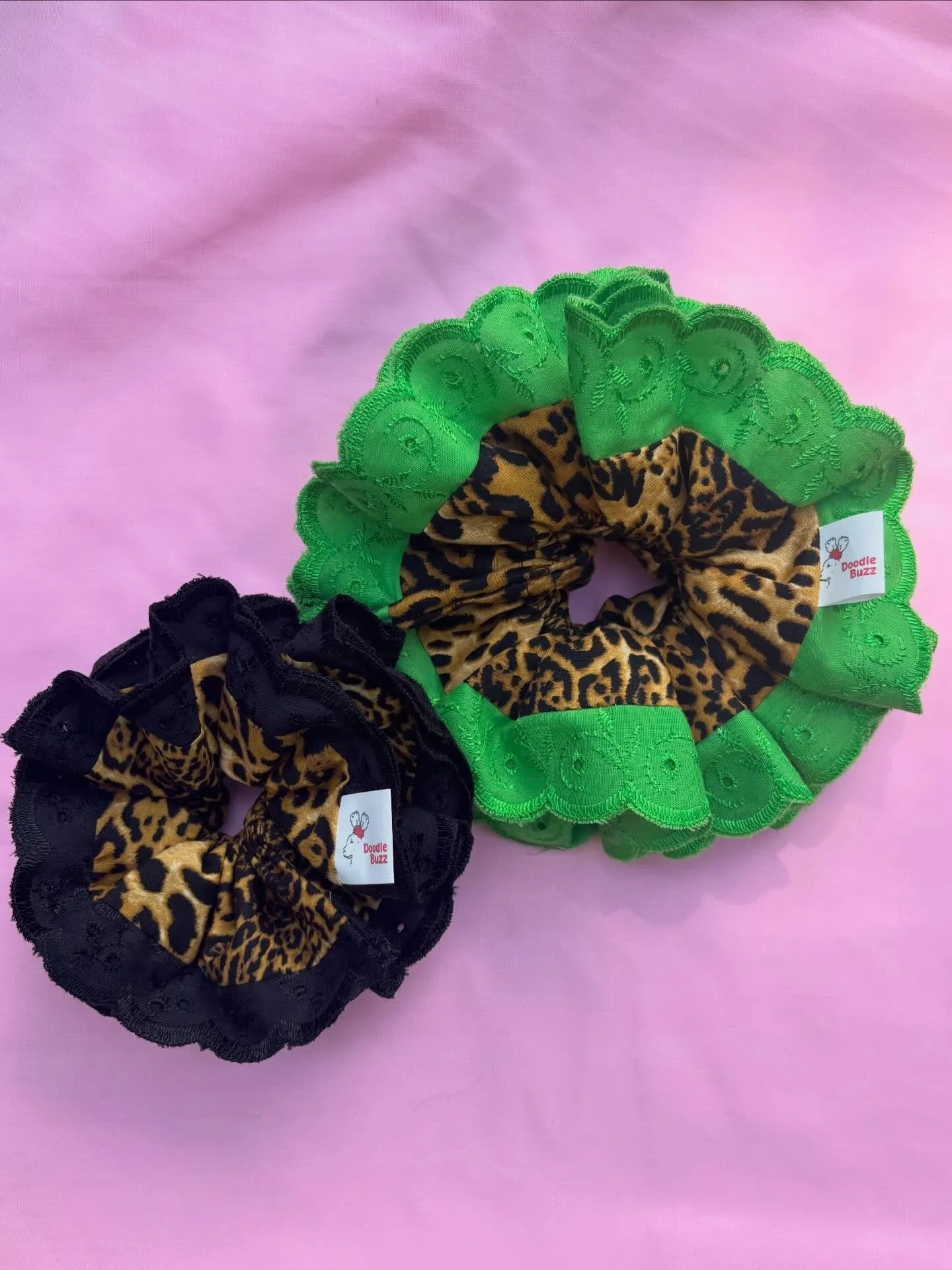 Adorable brands trading at our Sample Sale Market on Saturday 31st January!

✨ @doodlebuzzzz ✨ Handmade scrunchies and fashion. Shop some newness and some winter stock with 20-70% off. Rummage through the bargain basket where items are 72% off the or