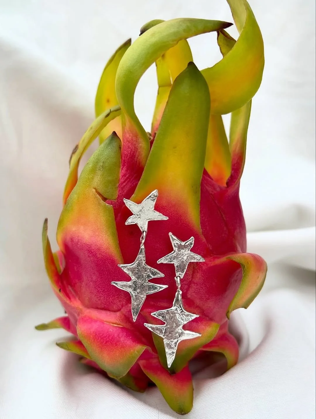 Two beautiful jewellers were beyond thrilled to say you&rsquo;ll be able to shop at our Sample Sale Market on Saturday 31st January!

💜 @billie.grand 💜 New to the market, this handmade statement jewellery. Shop with between 20-40% off including uni