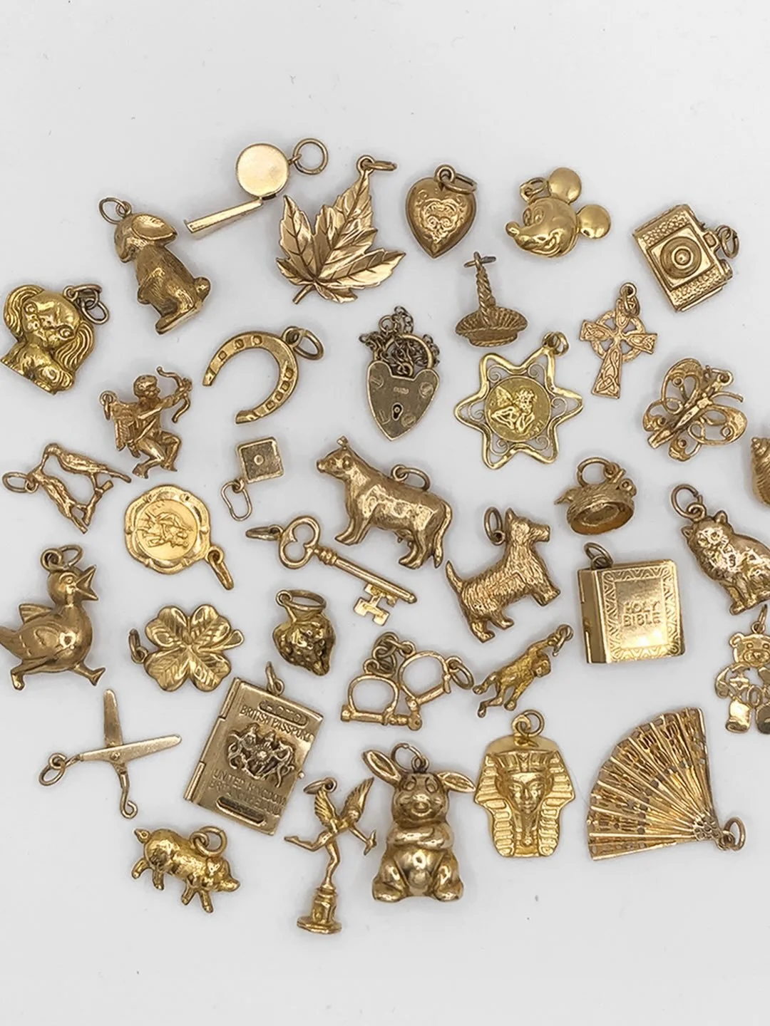 Discover more of the brands trading at our next Sample Sale Market on Sunday 1st February!

✨ @goldcharmer ✨ You&rsquo;ll find so many treasures here! Dilan curates vintage solid gold and sterling silver charms. He&rsquo;ll have so many unique and sp