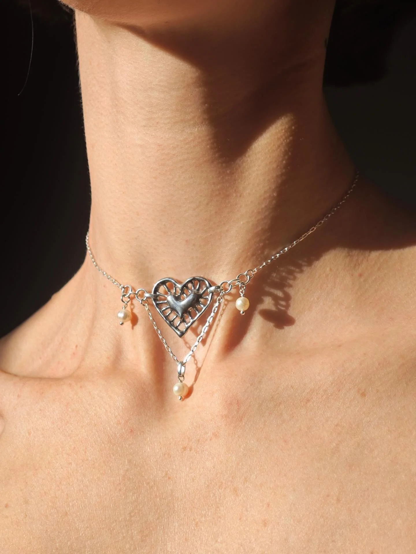 We absolutely love to introduce you to new brands at our popup market, and he&rsquo;s two amazing new makers you can shop with us inside Battersea Power Station on Saturday 4th April!

NEW! ⛓️ @vitrix.arts ⛓️ Kyla is an independent ceramic jewellery 