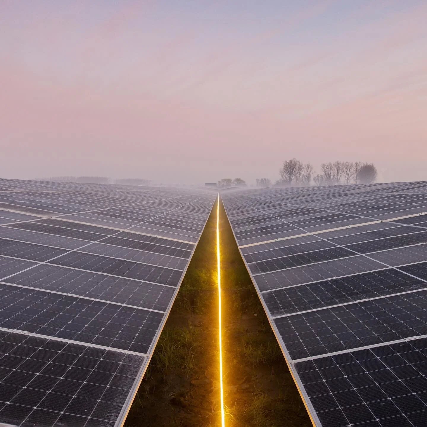 New energy. On.
Novar is an industry leader in green energy systems and has an ambition to achieve 4 gigawatrs of renewable energy by 2030. We helped Novar create various images, for different applications.

photographer @jordi.huisman
