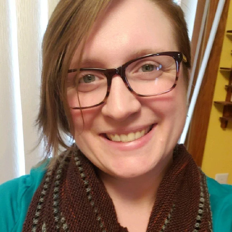 Amanda Headshot.jpeg