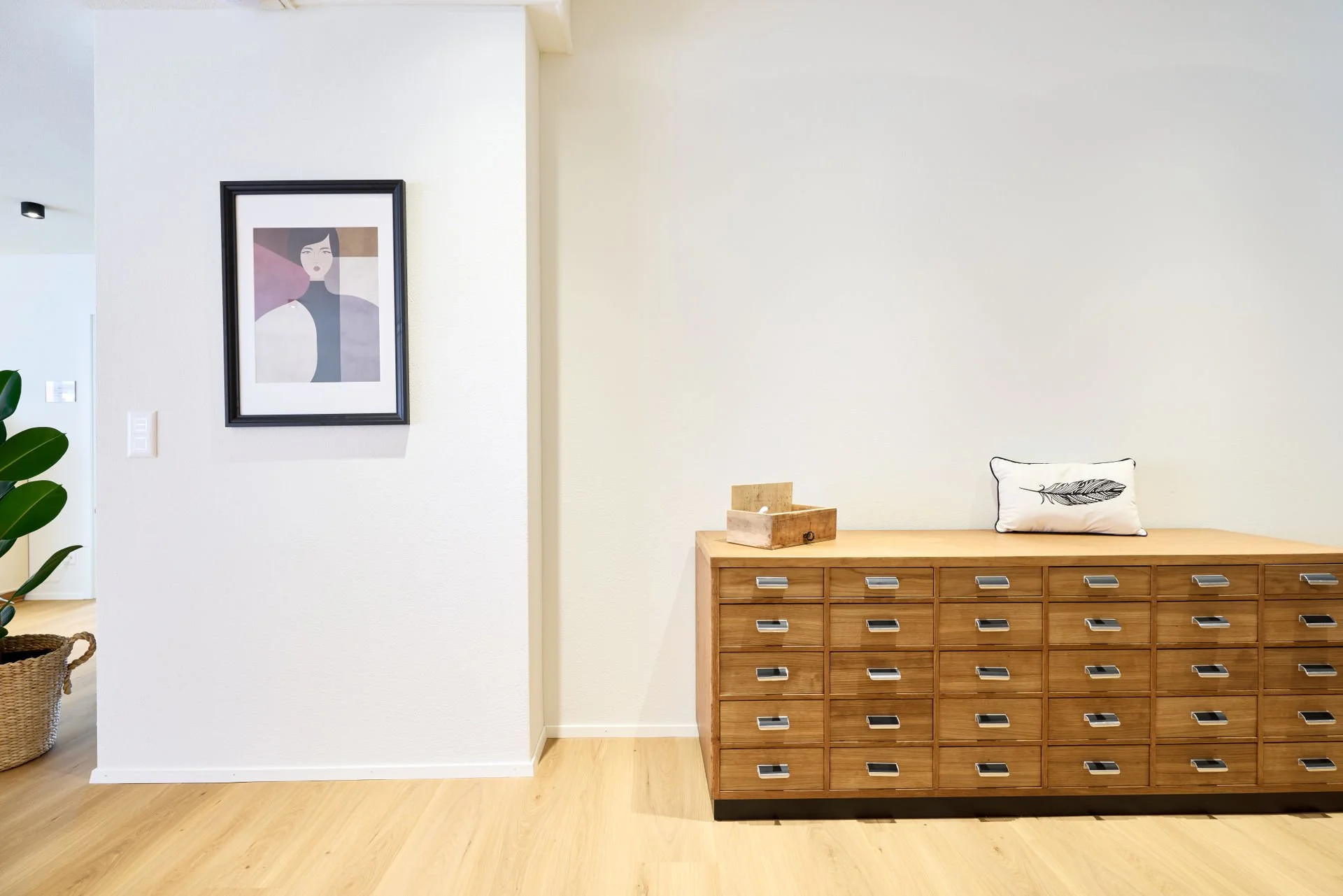 17 - 017gsund2750.jpg