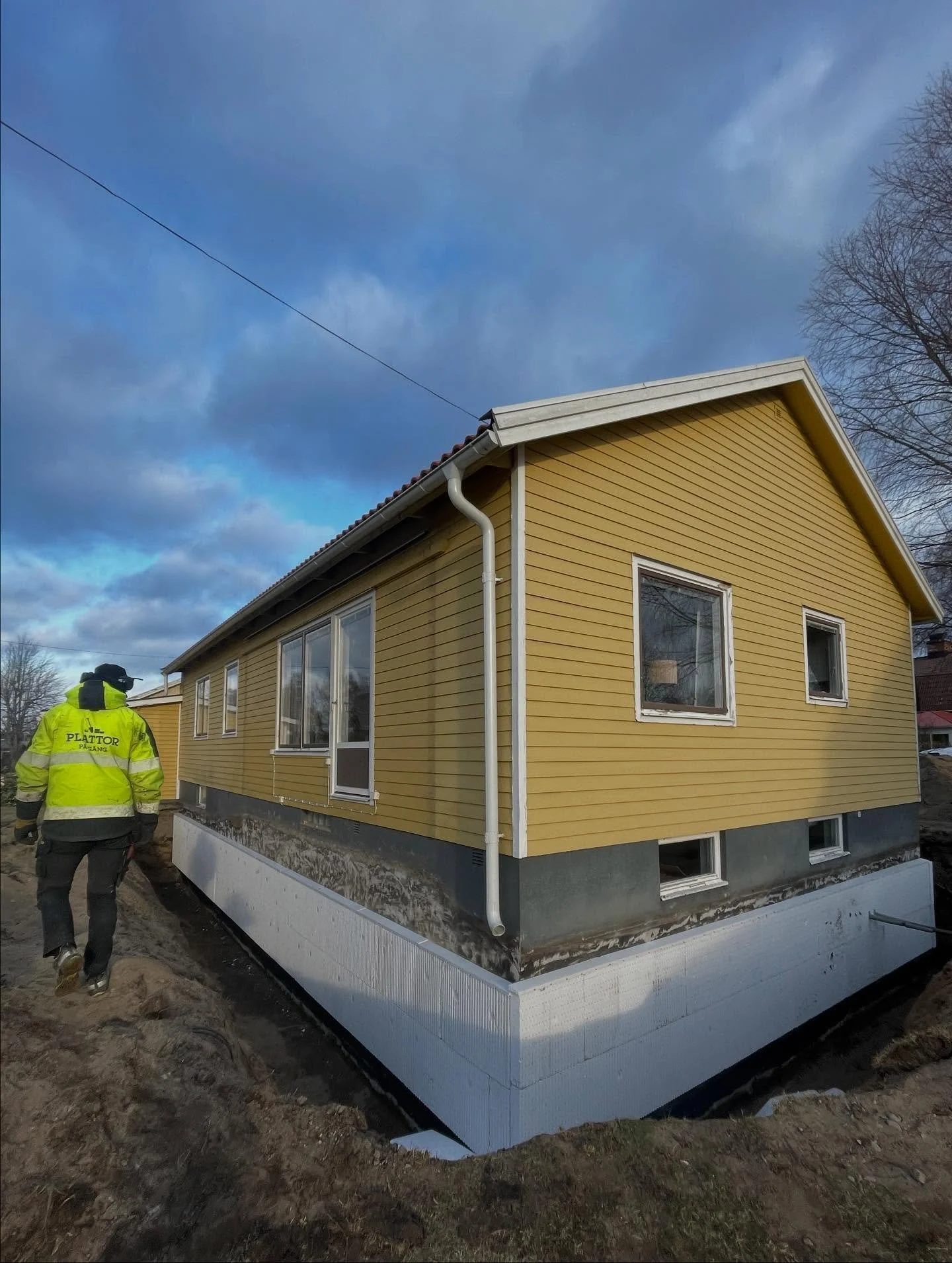 Vill du ha hjälp med dränering, vatten/avlopp eller andra markarbeten? 💧
Snart drar vintersäsongen igång – passa på att boka nu!
👉 Någon lucka finns kvar innan årsskiftet för att nyttja 50 % ROT.