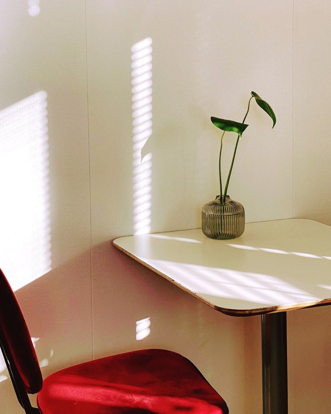 😊 Onko t&auml;ss&auml; sun huominen aurinkoinen lounasp&ouml;yt&auml;? Ota kaverikin mukaan!

🍽️ Torstaina 8.1.2026
Pekonilihapullia pippuri-kermakastikkeessa ja hasselbackanperunoita G, L
tai
Paahdettua maissikanaa ja sitruuna-jogurttikastiketta G