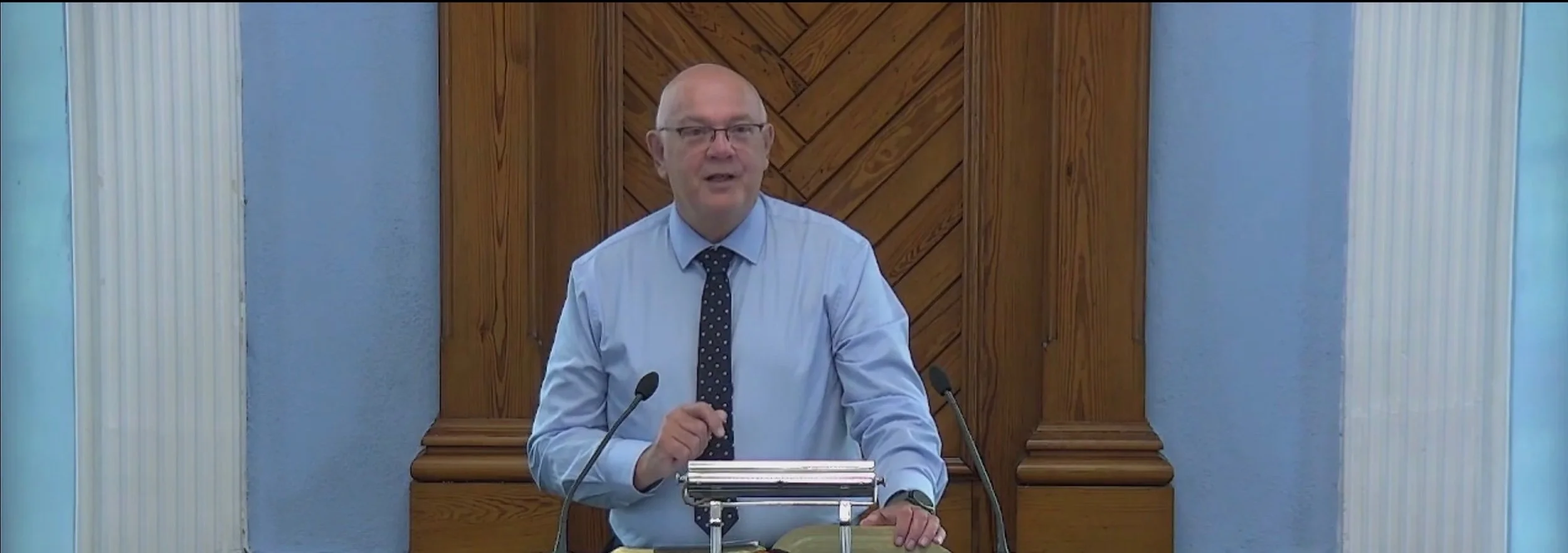 Gospel Lite (An encouragement to go beyond a superficial faith)