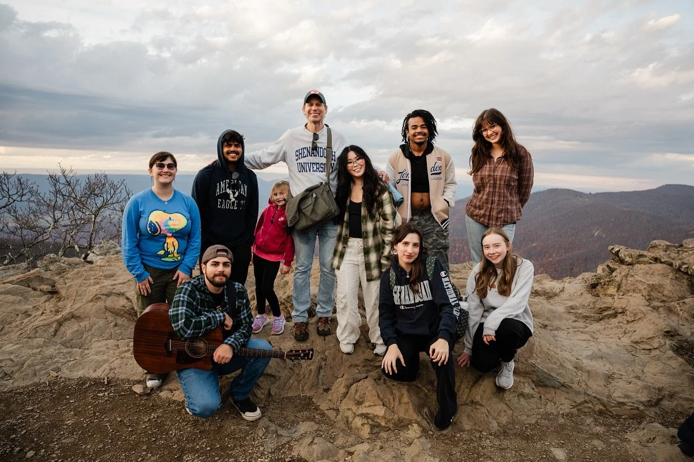Very special times yesterday with my @cmedshenandoah students &amp; Lily girl! ✨ 
It almost slayed us, but we reached the summit of Hawksbill Mountain, the highest spot in Shenandoah National Park! 🌅