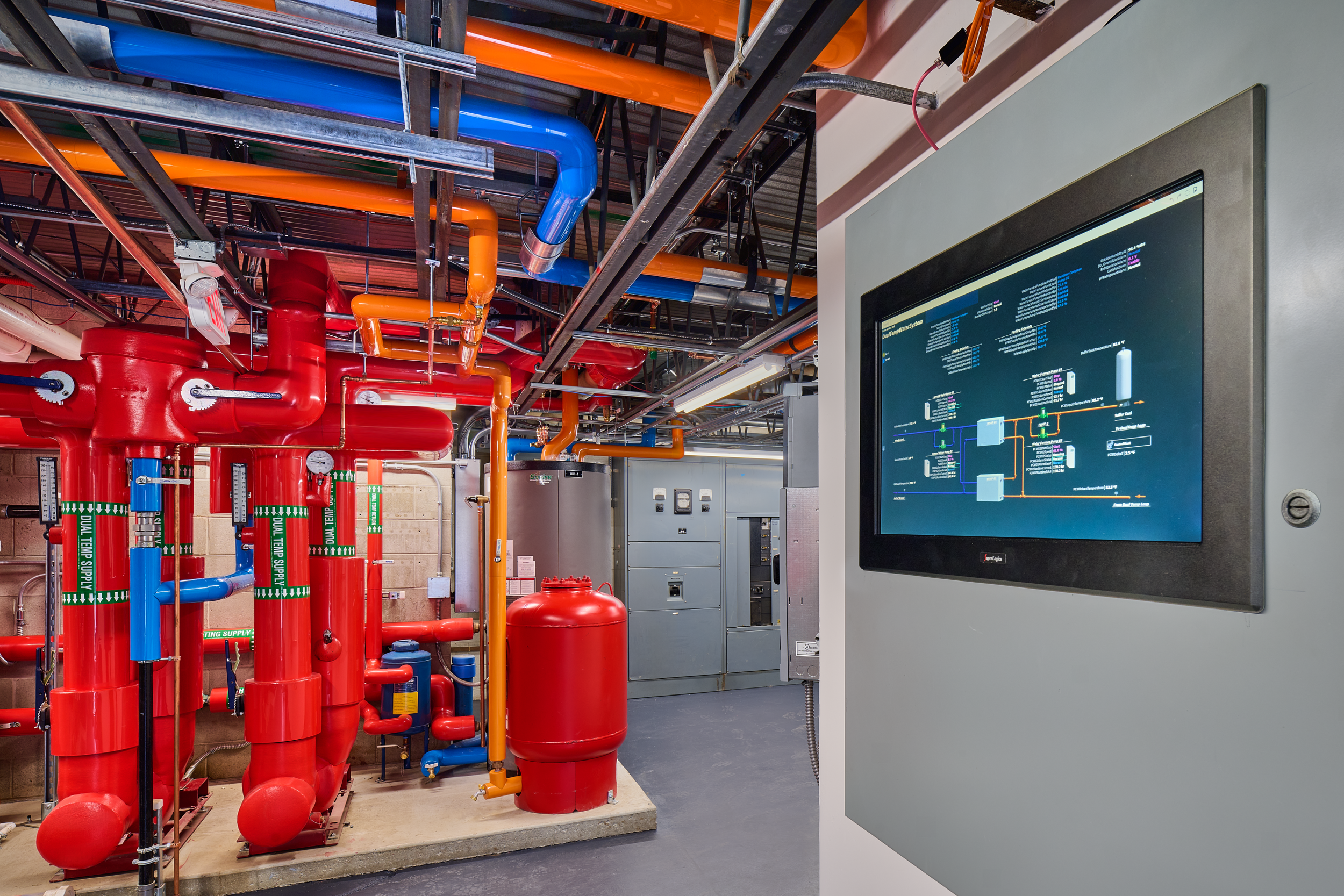 GSHP mechanical room at Essex Tech. Courtesy of Energy Efficient Investments (EEI).
