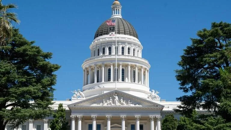 California lawmakers advance bill to create State Seal of Climate Literacy