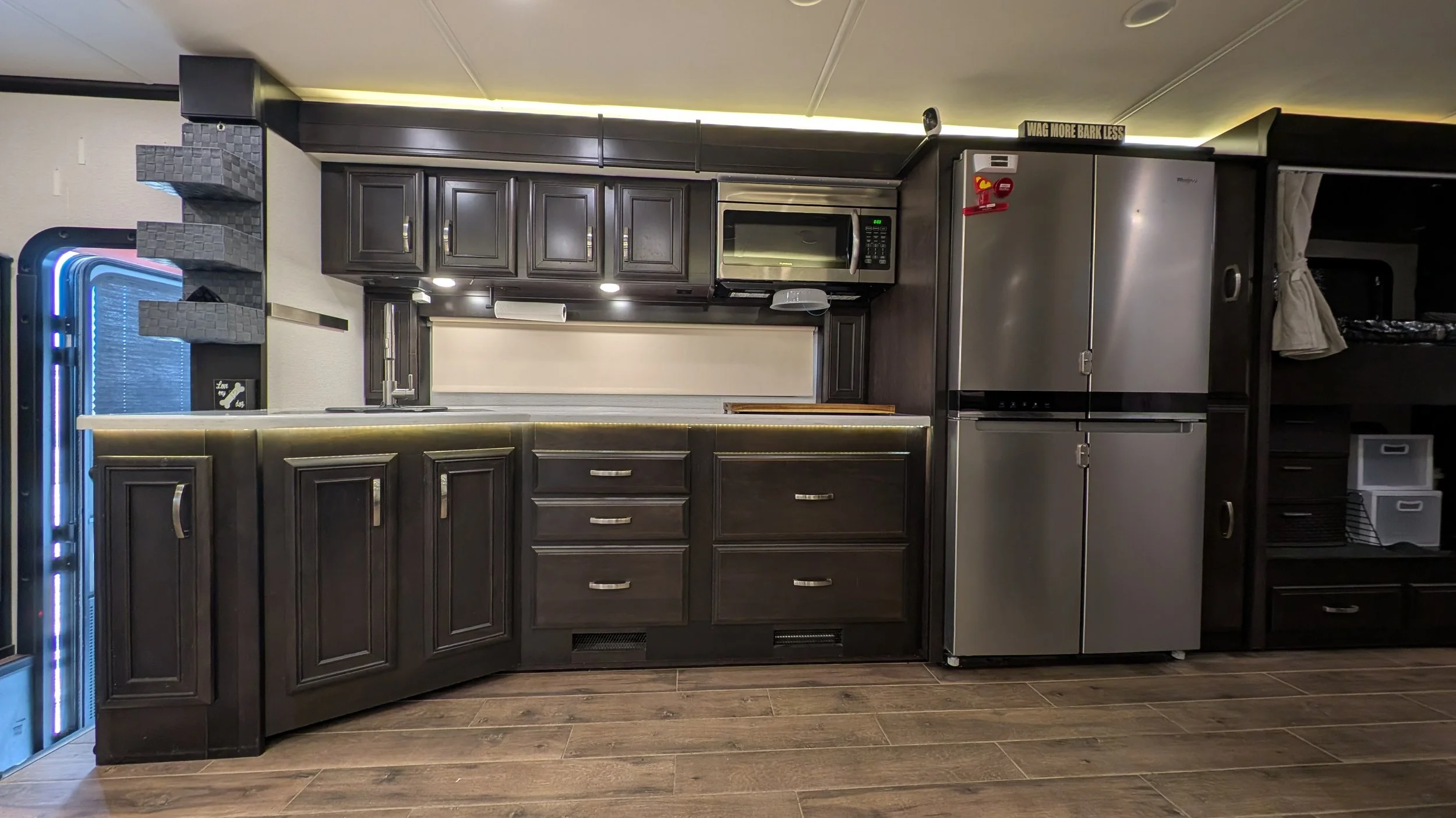 2022 Entegra Accolade XL 37L (20).jpg